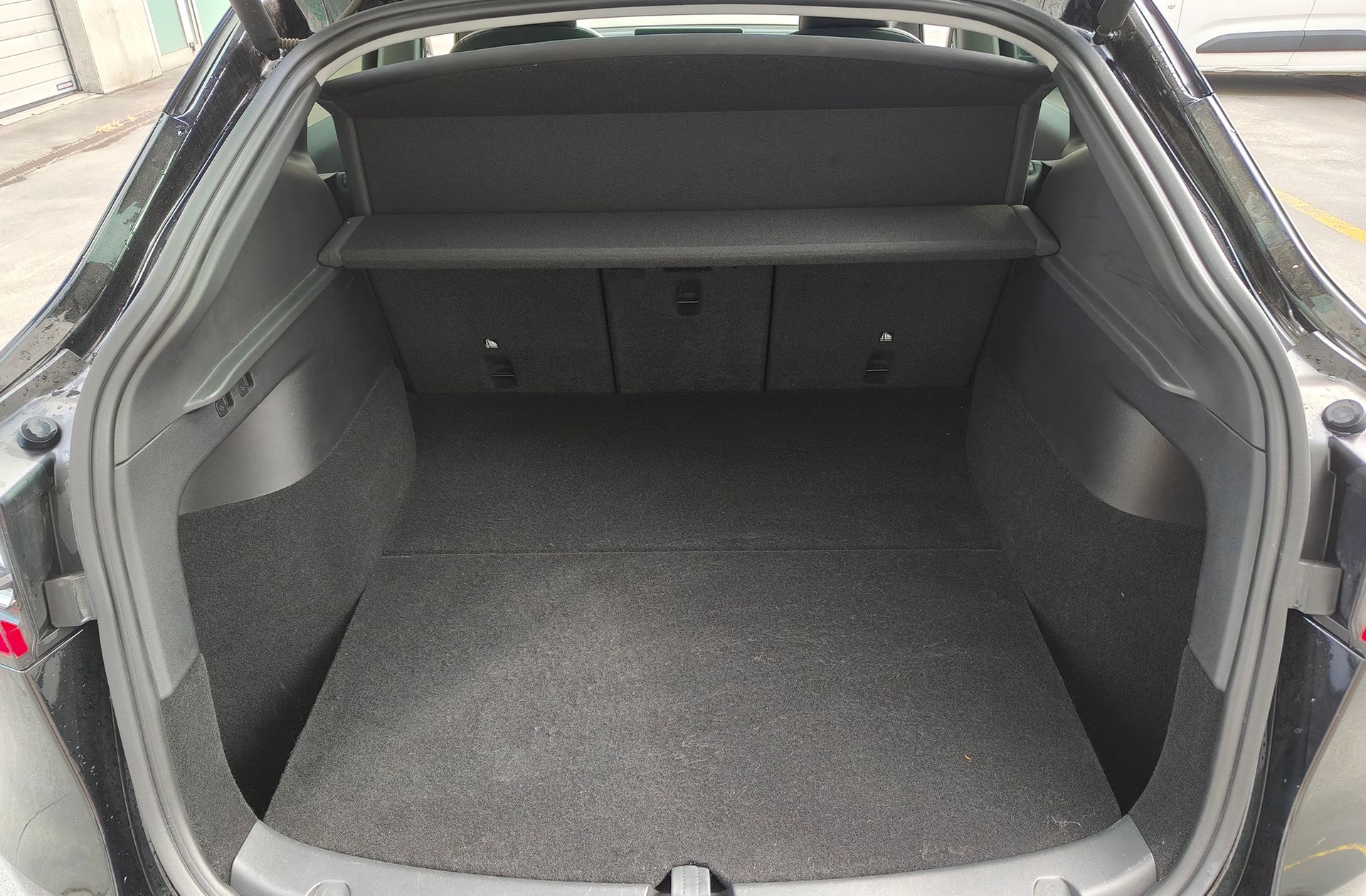 Tesla Model Y Tracción Trasera RWD - foto 25