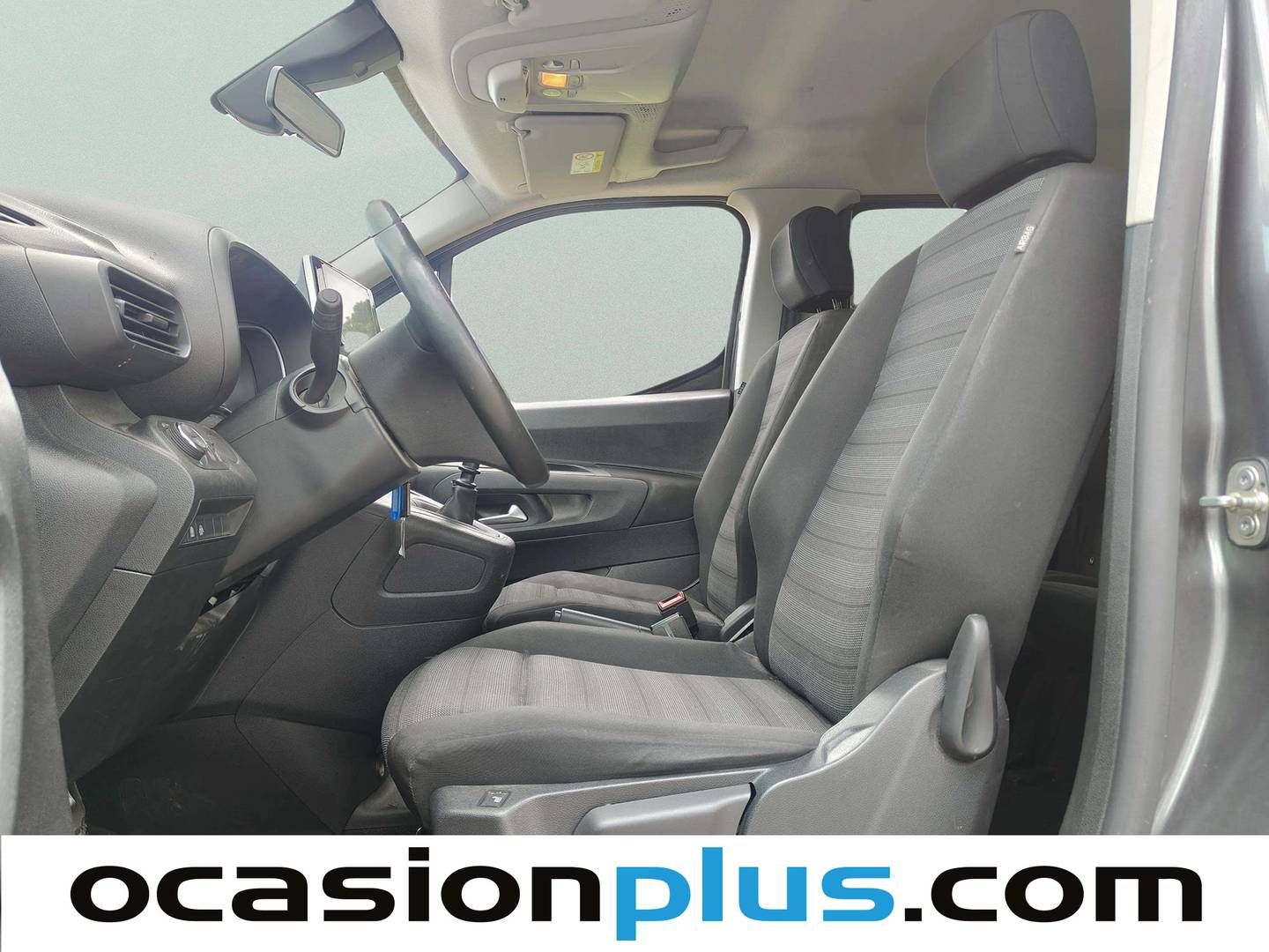 Foto asientos delanteros Opel Combo Life Opel Combo Life 1.2 Turbo S&S Selective L (110 CV)