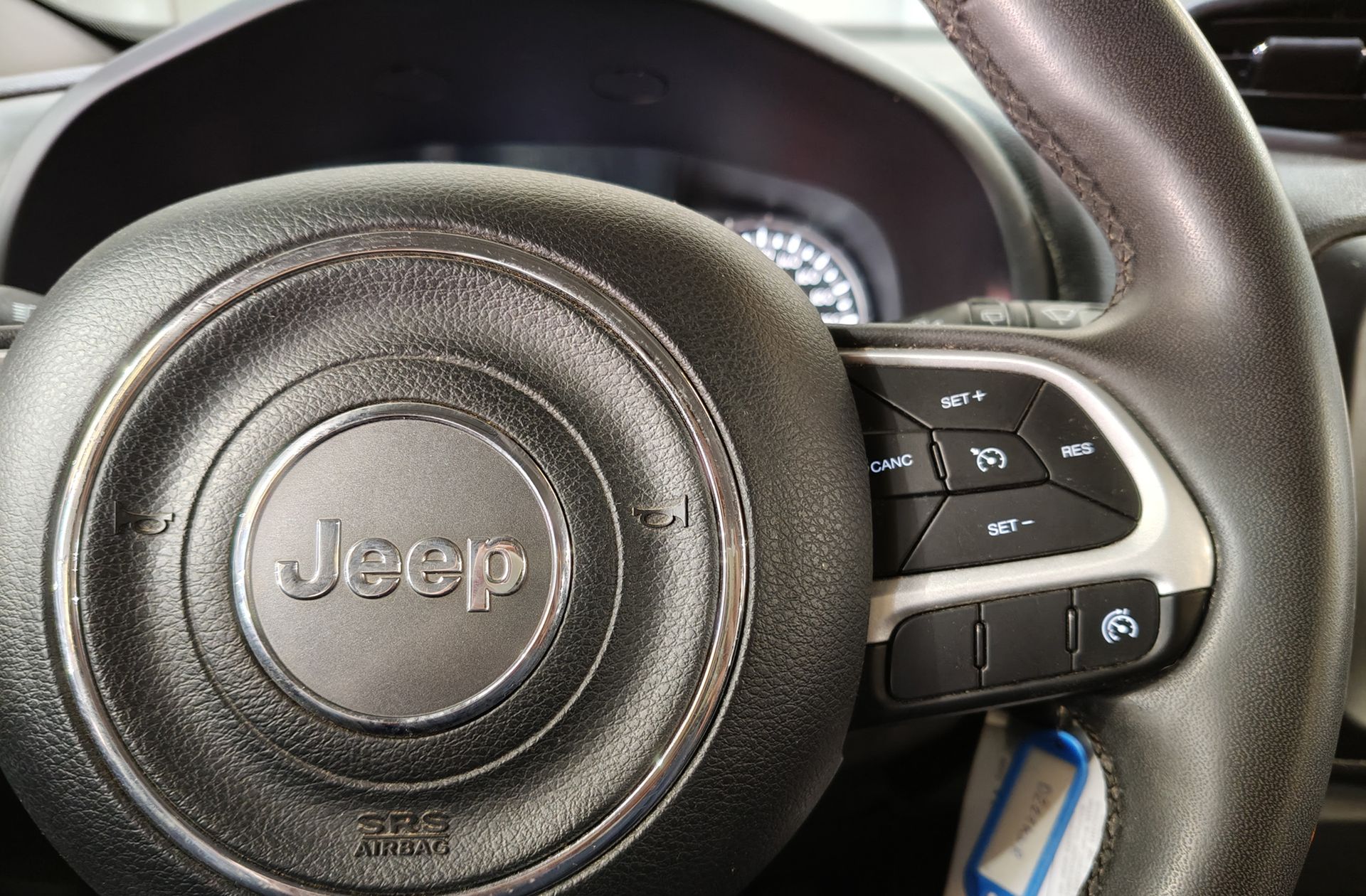 Jeep Renegade 2.0 MultiJet Longitude Active Drive 4x4 - foto 25