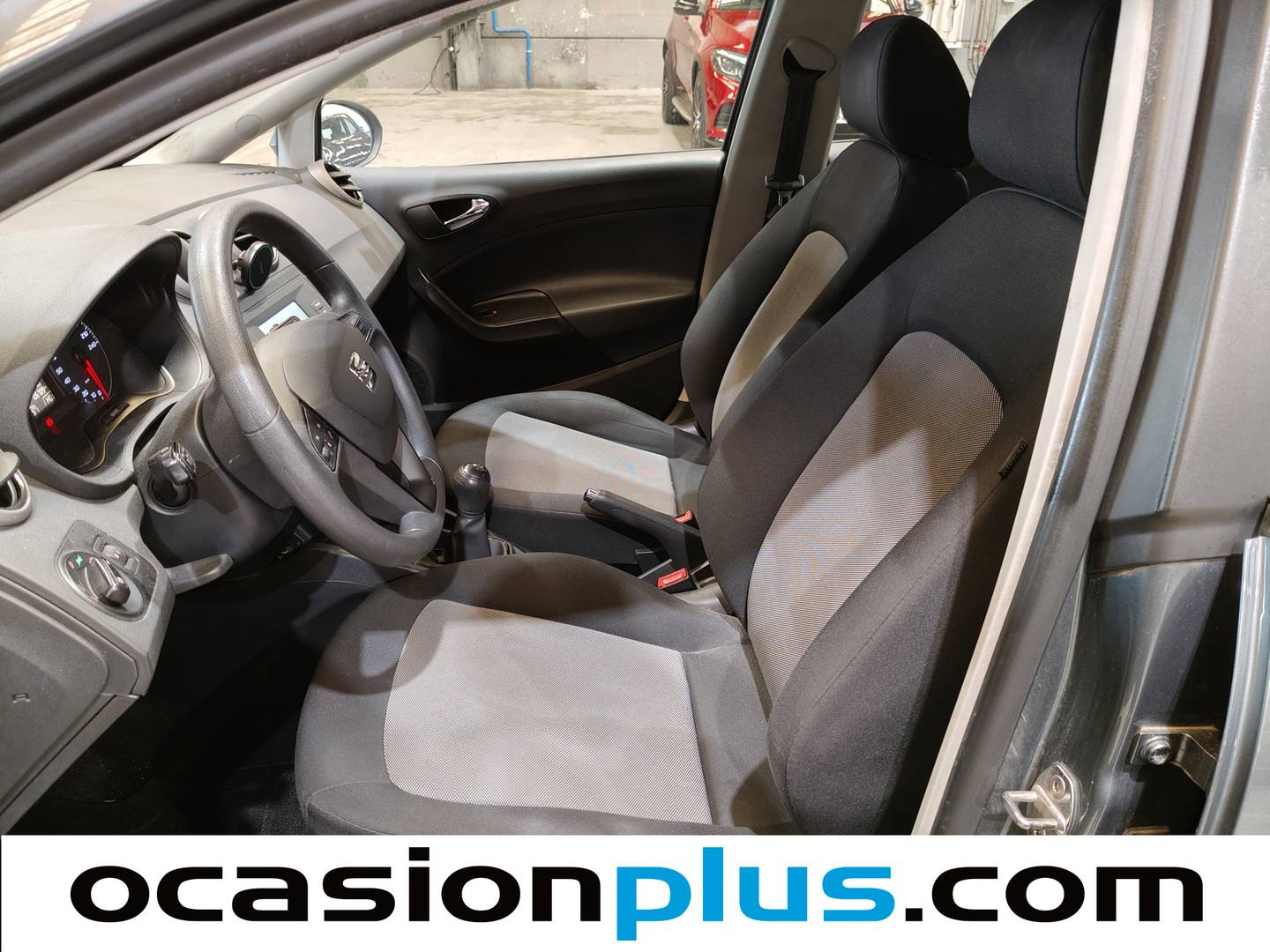 Foto asientos delanteros Seat Ibiza Seat Ibiza 1.2 TSI Reference (90 CV)