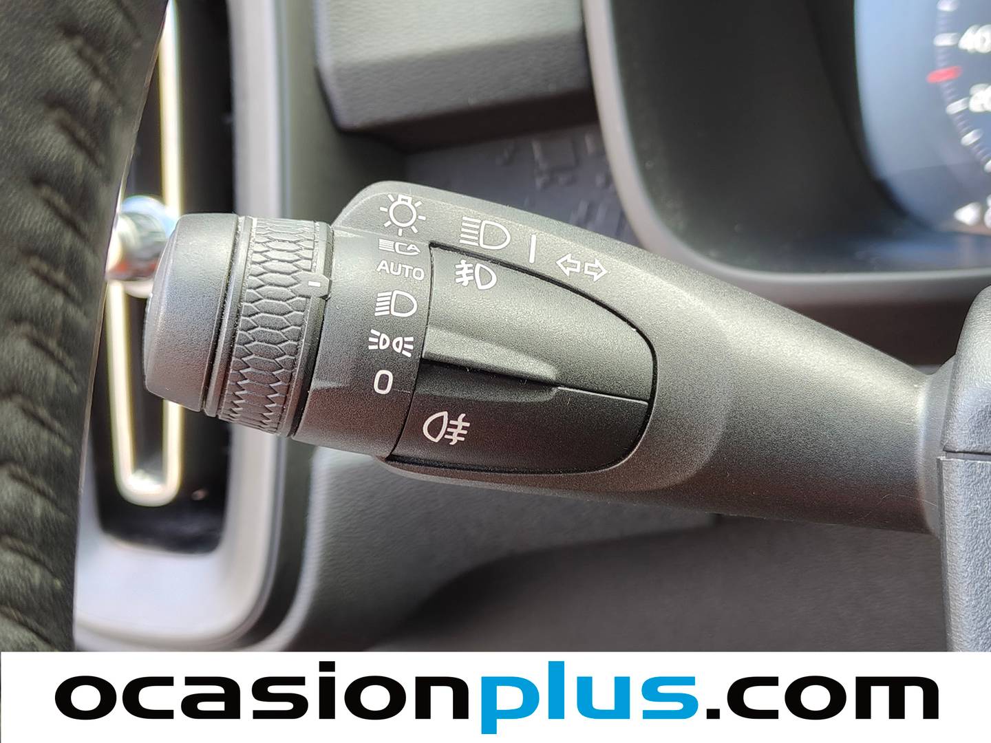 Volvo XC40 Volvo XC40 T3 (156 CV) al mejor precio