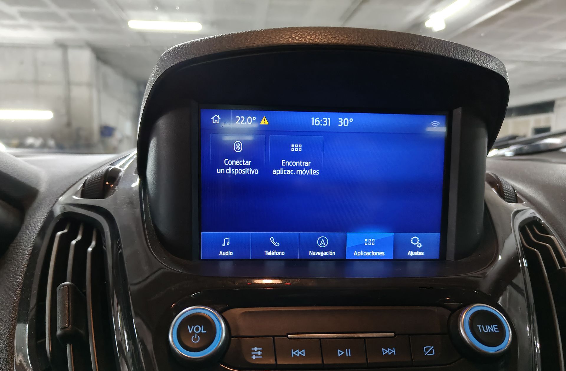Ford Tourneo Courier 1.0 EcoBoost Sport - foto 28