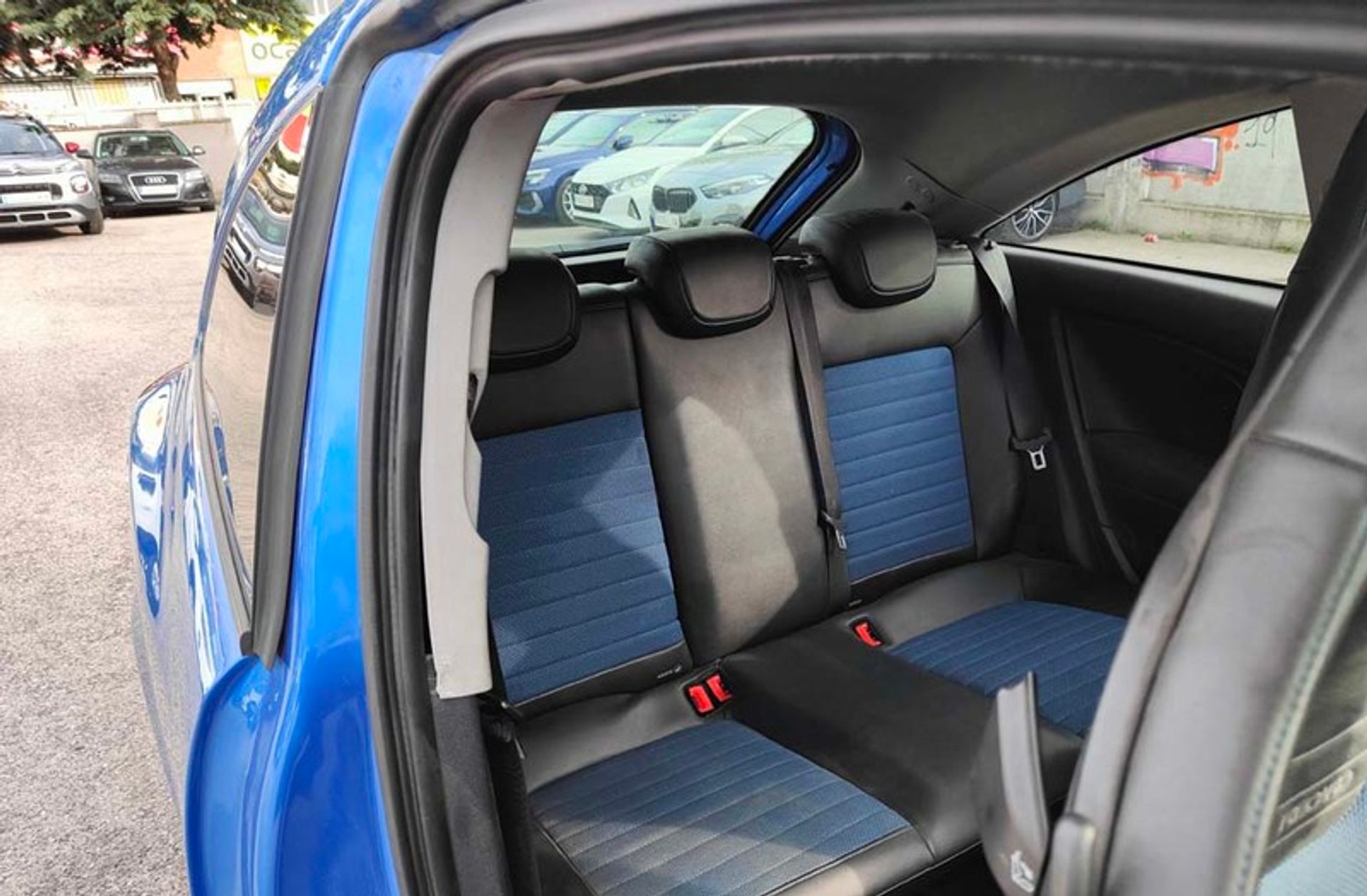Opel Corsa 1.6 Turbo OPC - foto 17