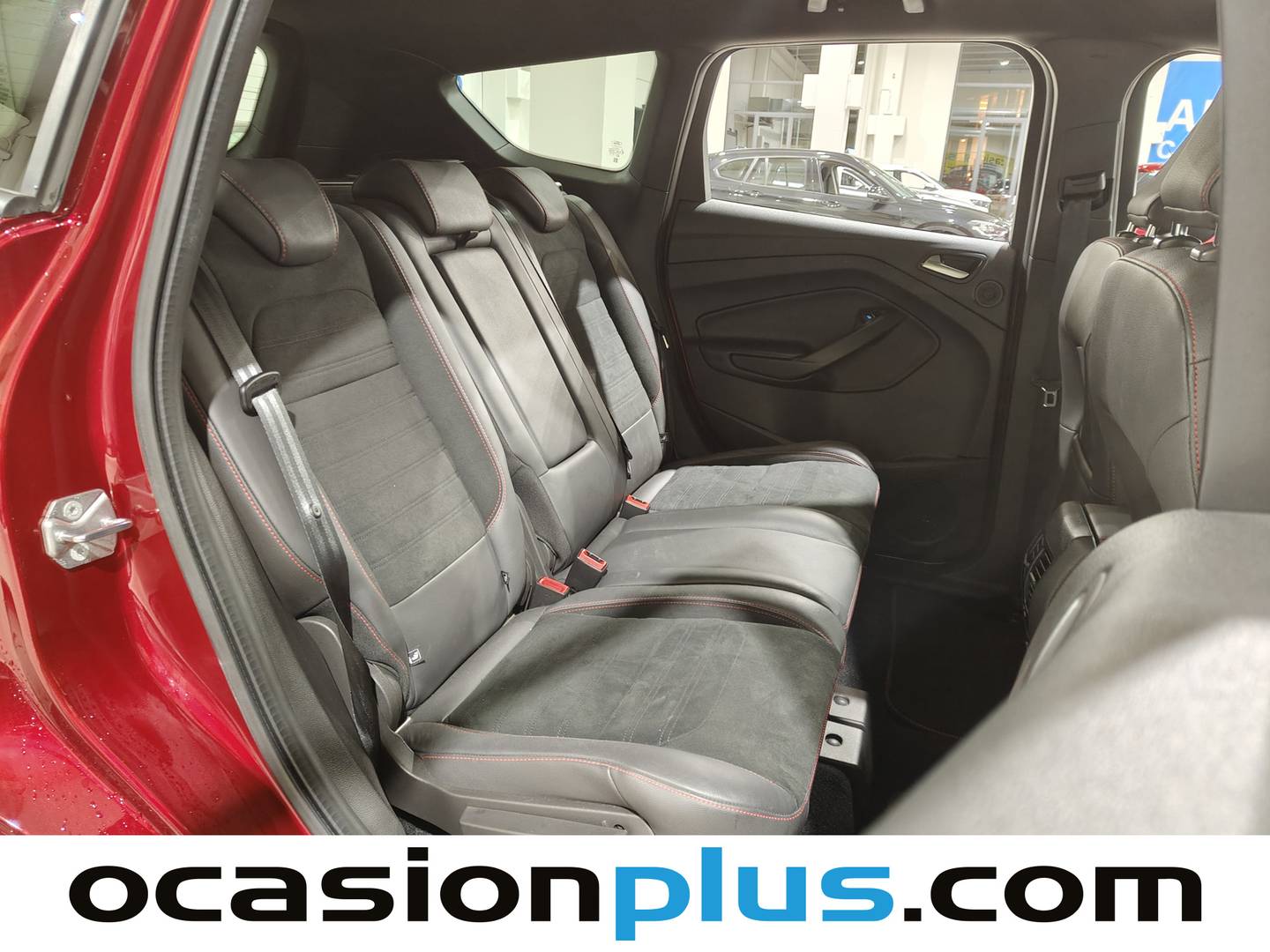 Foto Ford Kuga Ford Kuga 1.5 EcoBoost S&S ST-Line 4x4 Auto (180 CV)