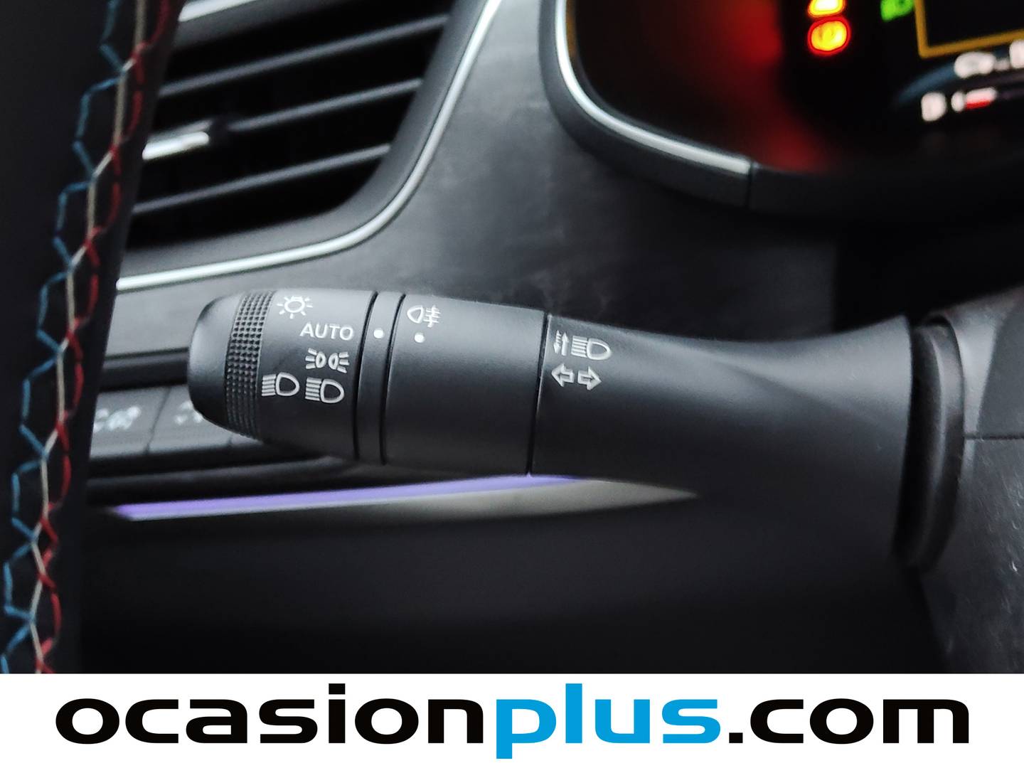 Equipamiento del Renault Arkana Renault Arkana Esprit Alpine E-TECH Híbrido (145 CV)