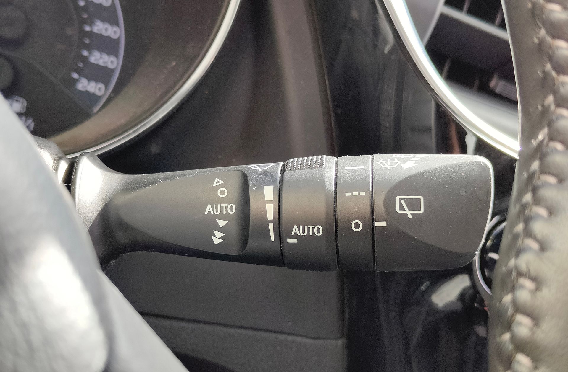 Toyota Auris 120T Active - foto 24