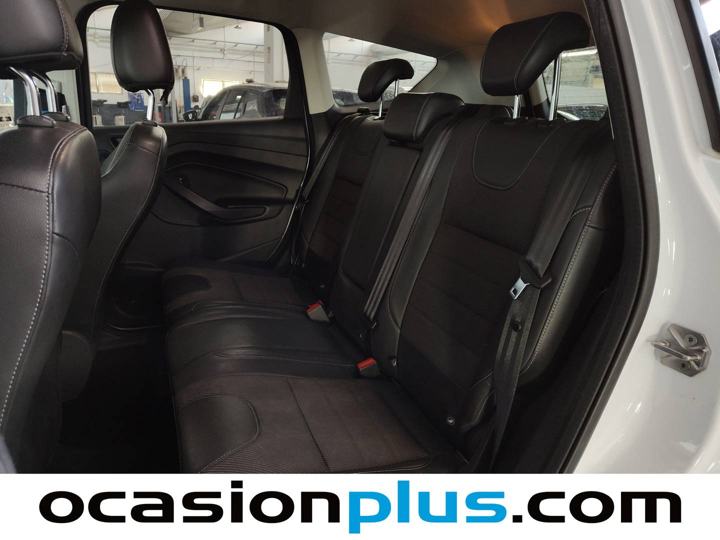Foto asientos traseros Ford Kuga Ford Kuga 1.6 EcoBoost S&S 4x2 Titanium (150 CV)
