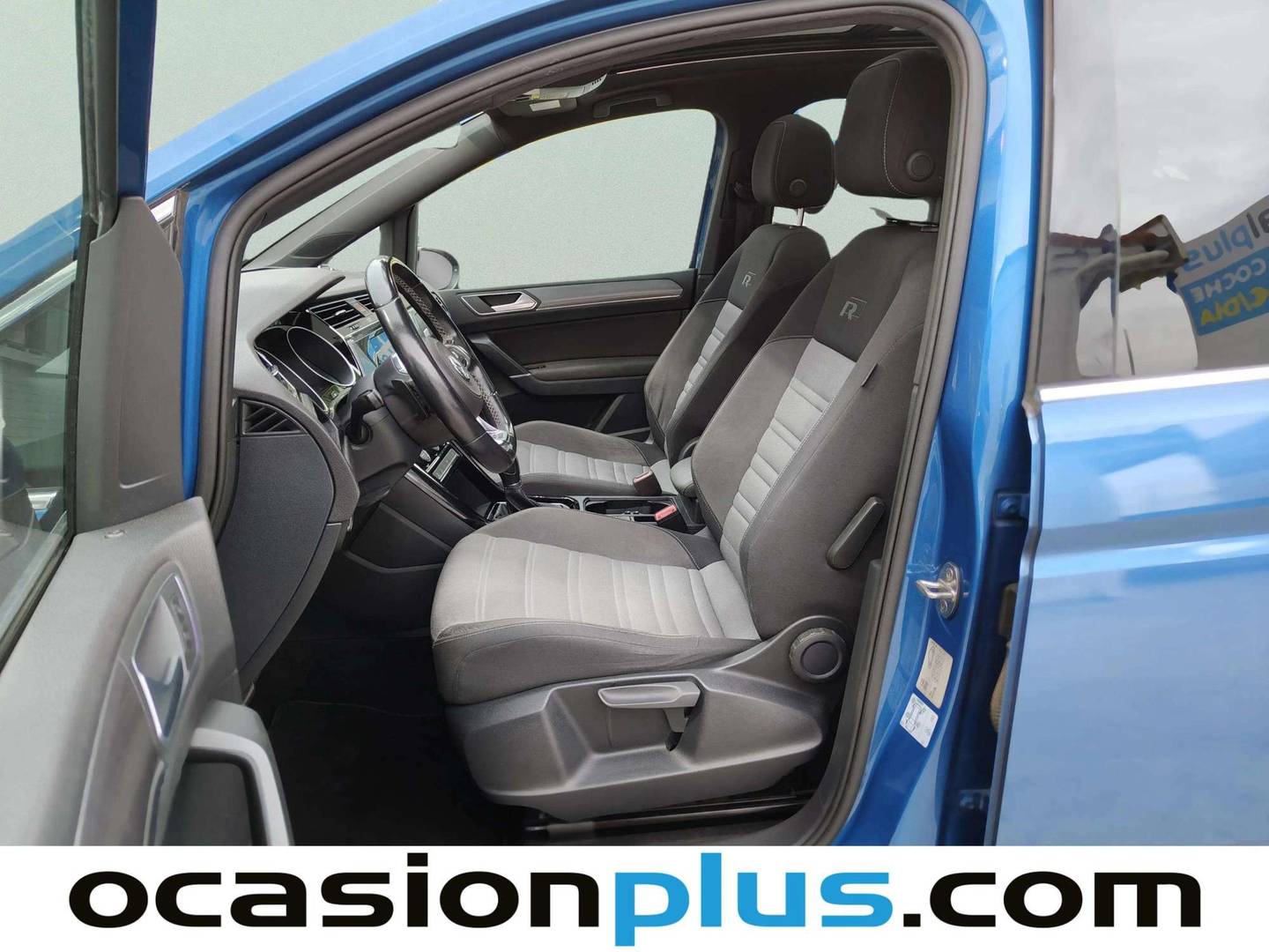 Foto asientos delanteros Volkswagen Touran Volkswagen Touran Sport 1.8 TSI (180 CV) DSG 7 Plazas Pack R-Line
