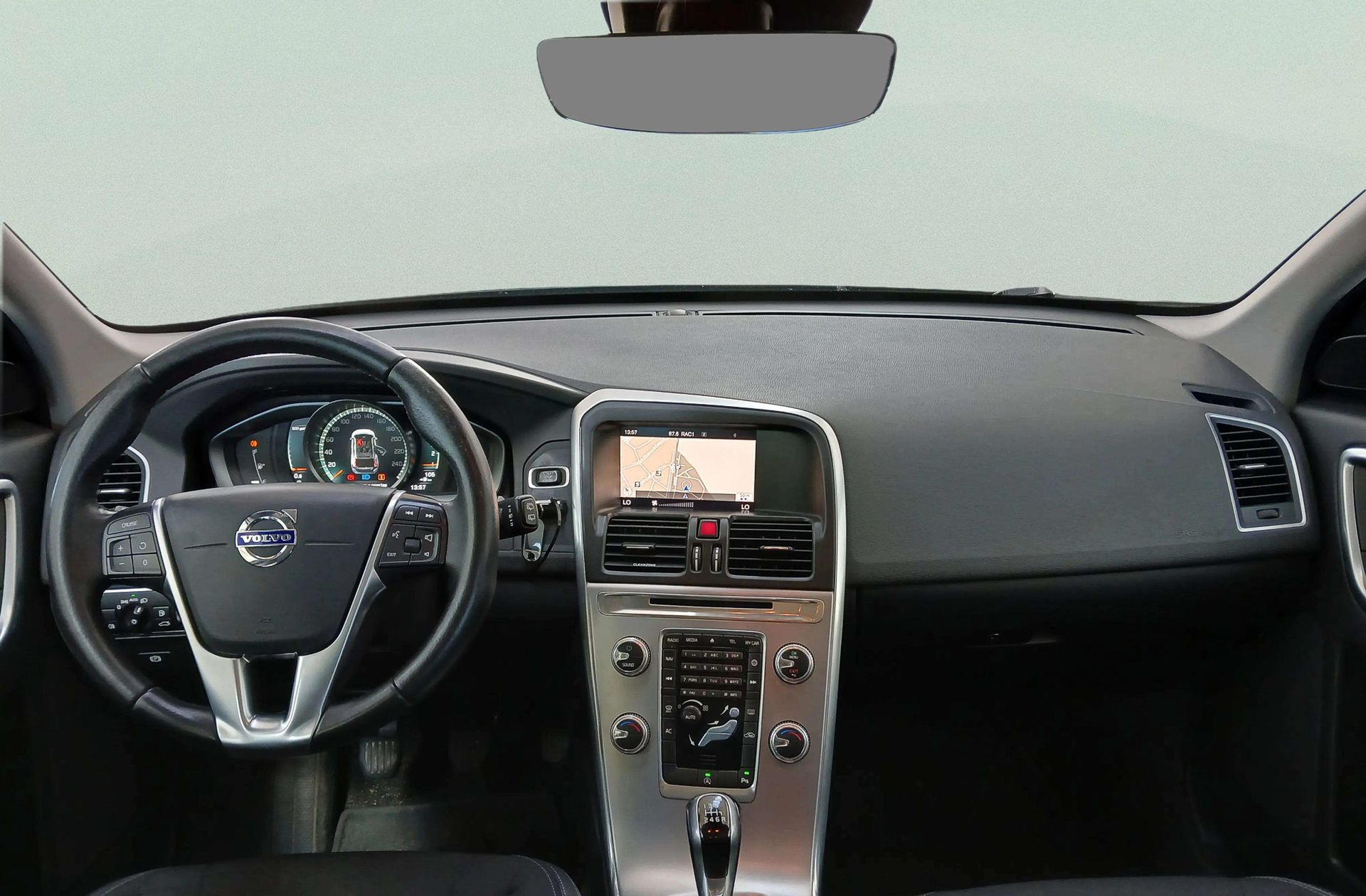 Volvo XC60 D4 Momentum - foto 6