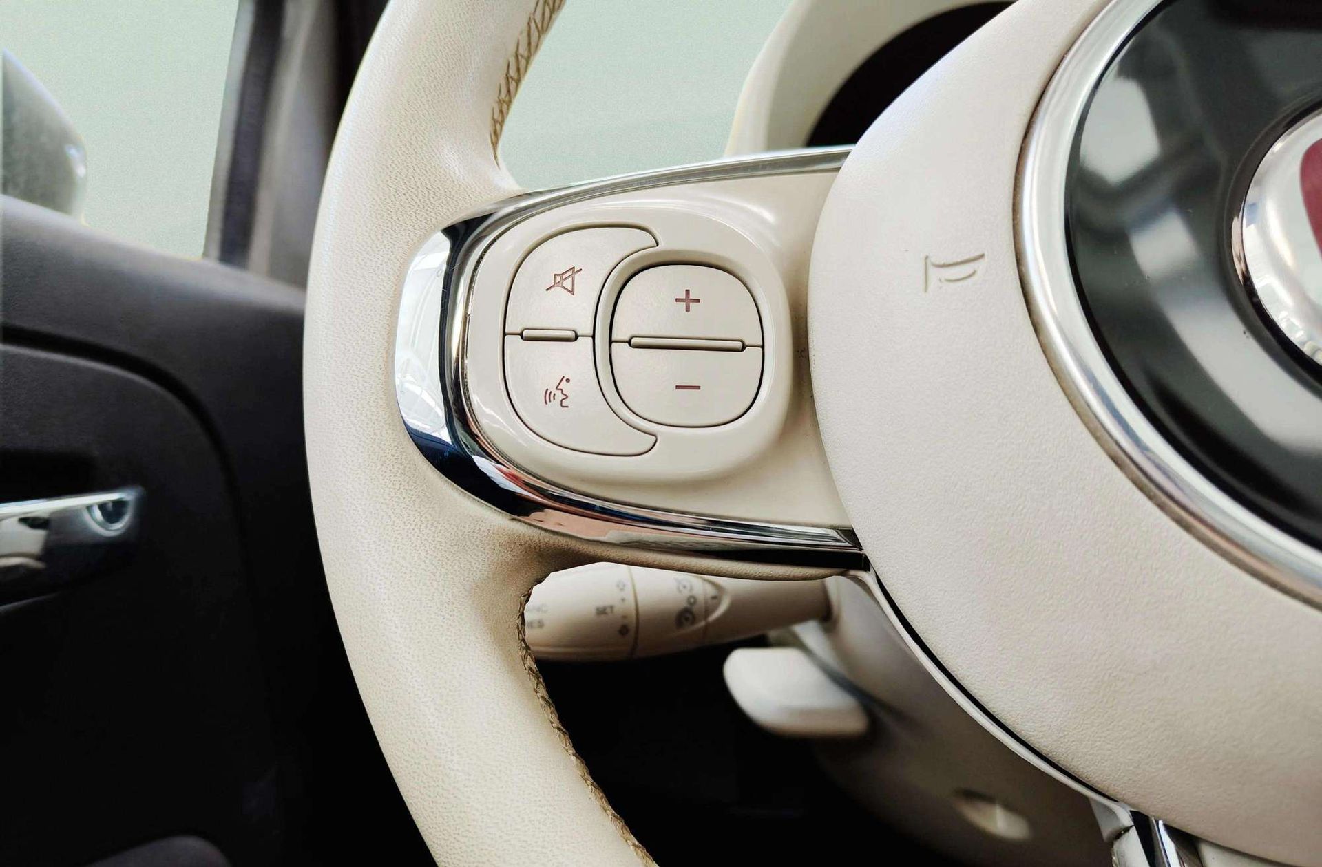 Fiat 500 1.0 Hybrid Dolcevita - foto 24