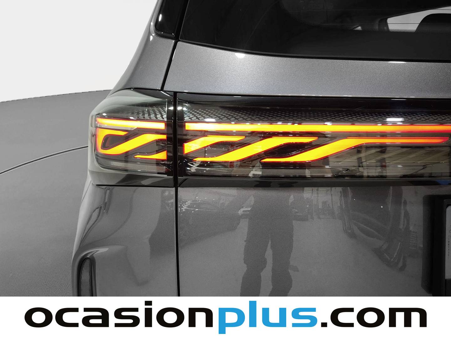 EBRO S400 EBRO S400 1.5 DHE HEV Premium CVT (211 CV) al mejor precio