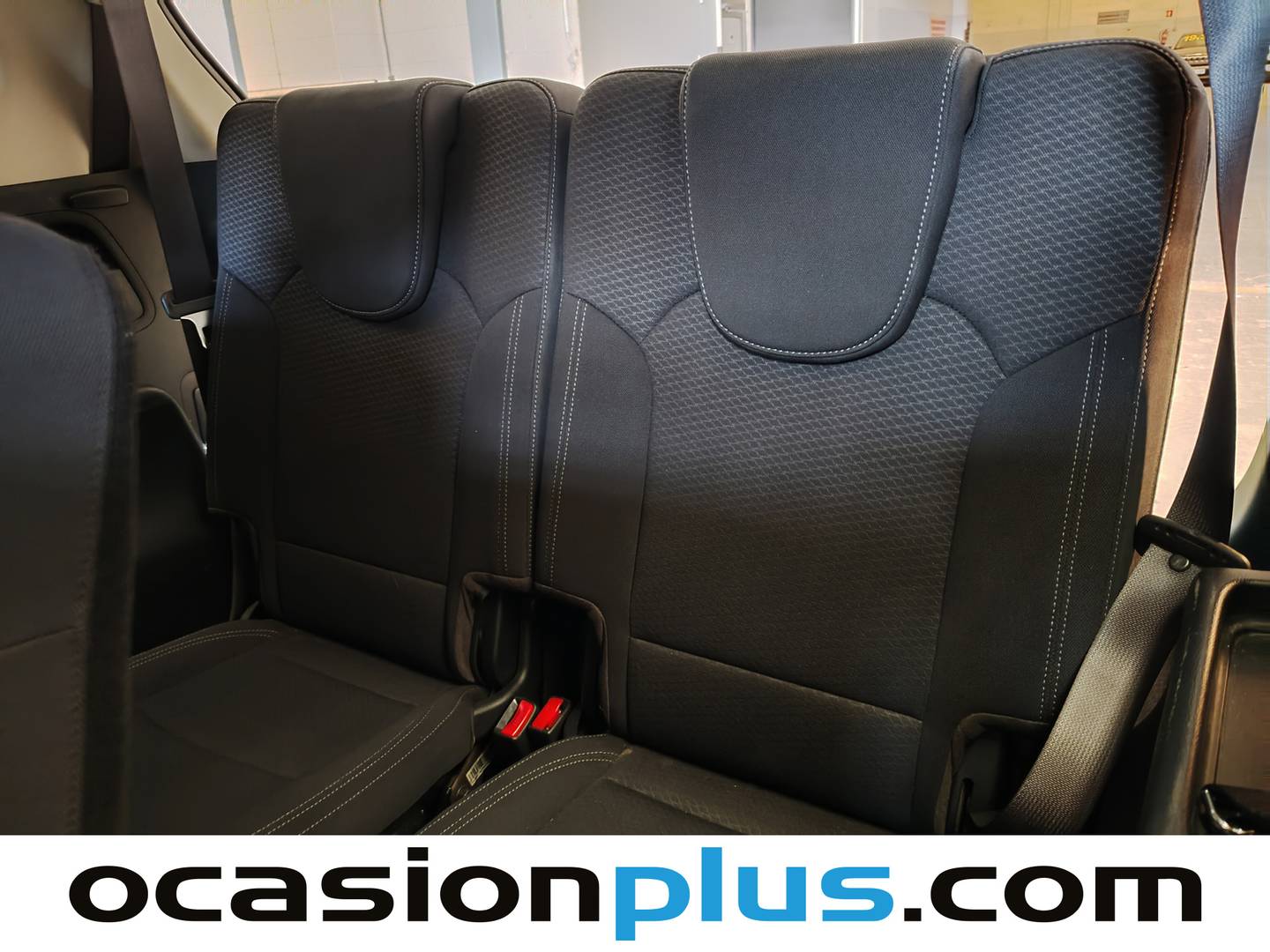 Extras y acabados del KIA Carens KIA Carens 1.7 CRDi VGT Concept Eco-Dynamics (115 CV) 7 Plazas