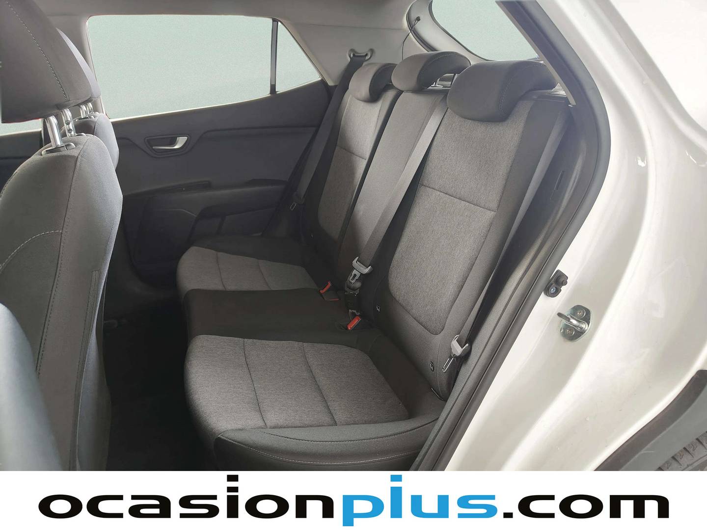 Foto asientos traseros KIA Stonic KIA Stonic 1.0 T-GDi Drive DCT (100 CV)