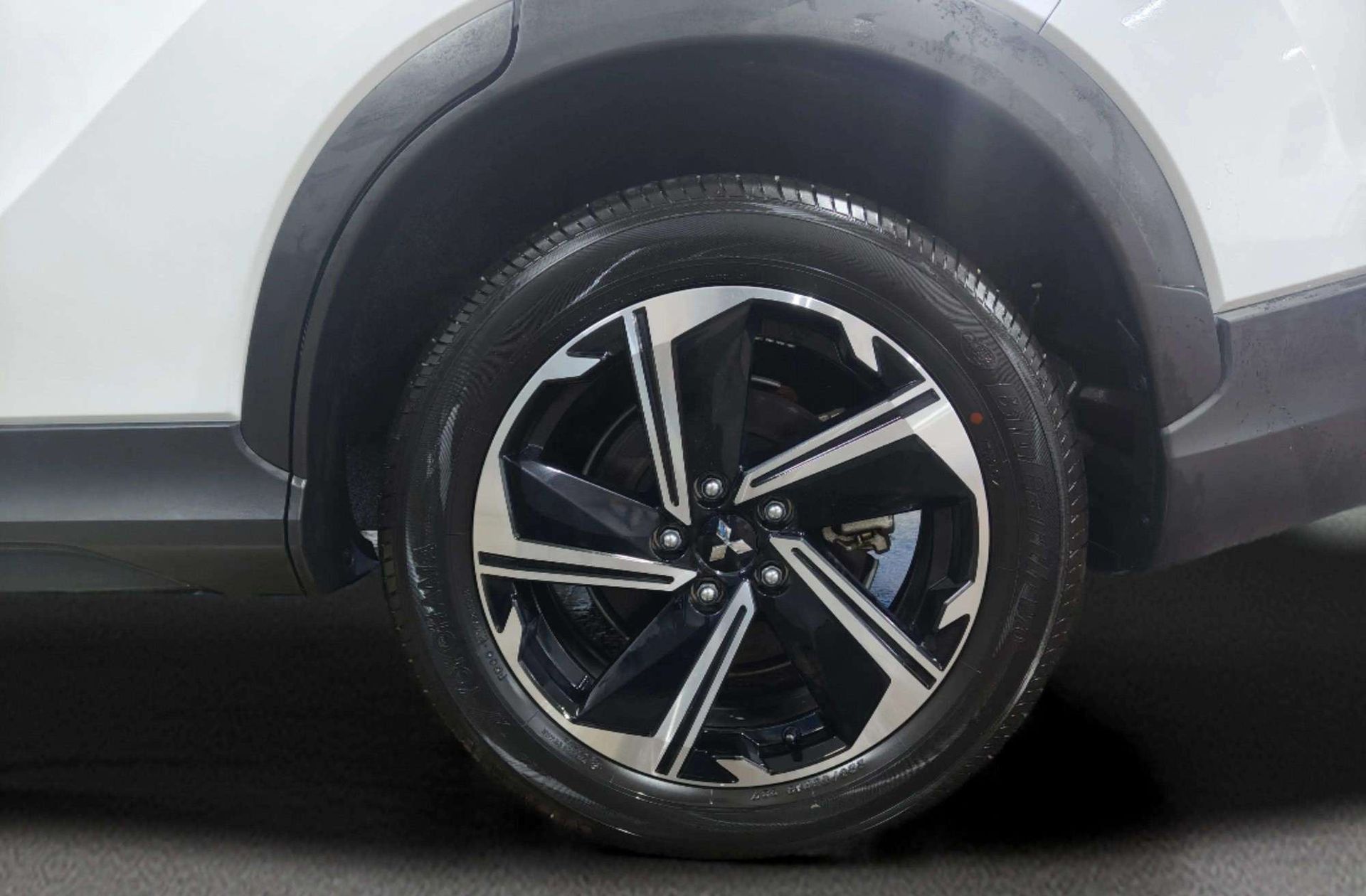 Mitsubishi Eclipse Cross 2.4 PHEV Kaiteki 4WD - foto 36