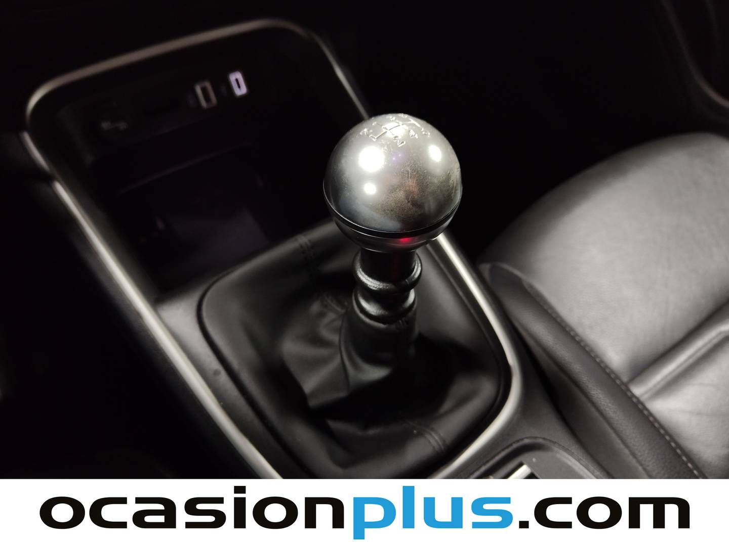 Foto Jeep Avenger Jeep Avenger 1.2 G Summit (100 CV)