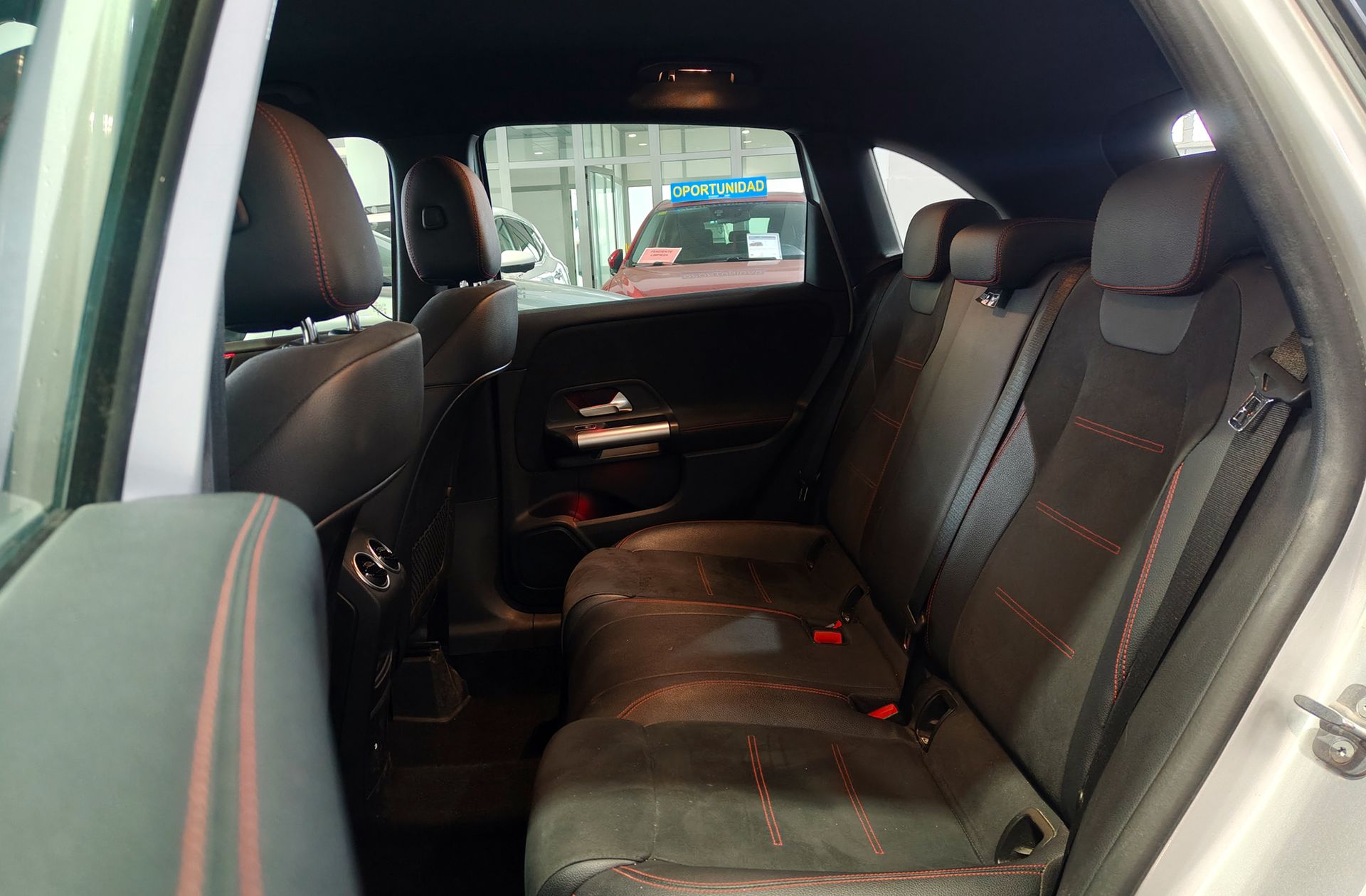 Mercedes-Benz Clase B 200 d Pack AMG - foto 12