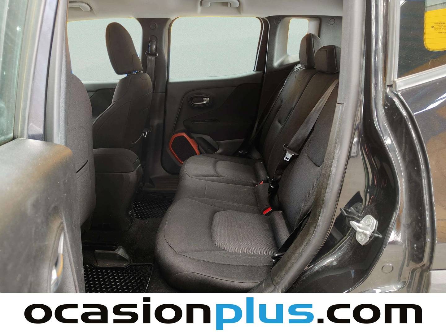 Foto asientos traseros Jeep Renegade Jeep Renegade 2.0 Multijet Upland AD Low Auto (140 CV)