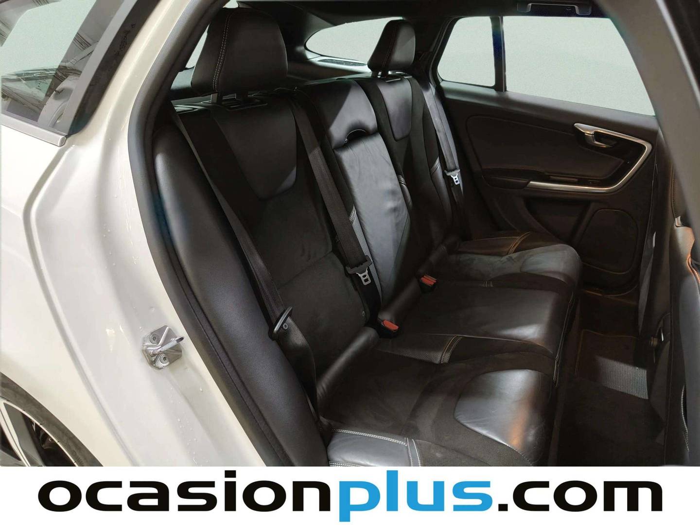 Volvo V60 Volvo V60 D3 R-Design Momentum Auto (150 CV) automático