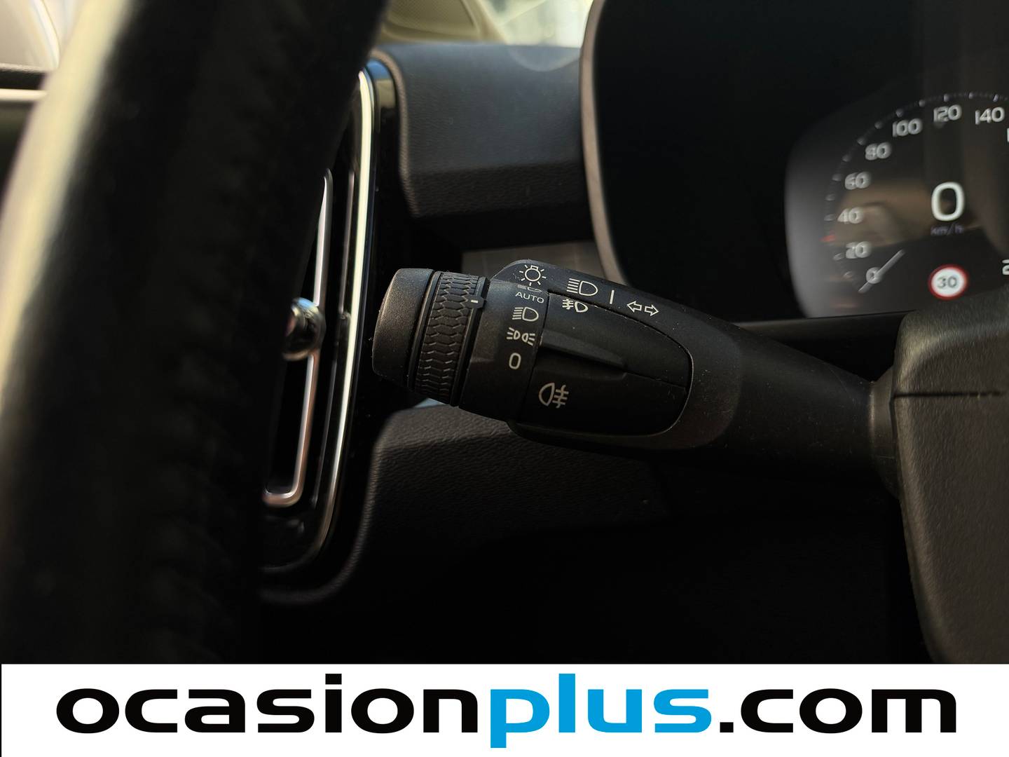 Accesorios del Volvo XC40 Volvo XC40 T4 Momentum Auto (190 CV)