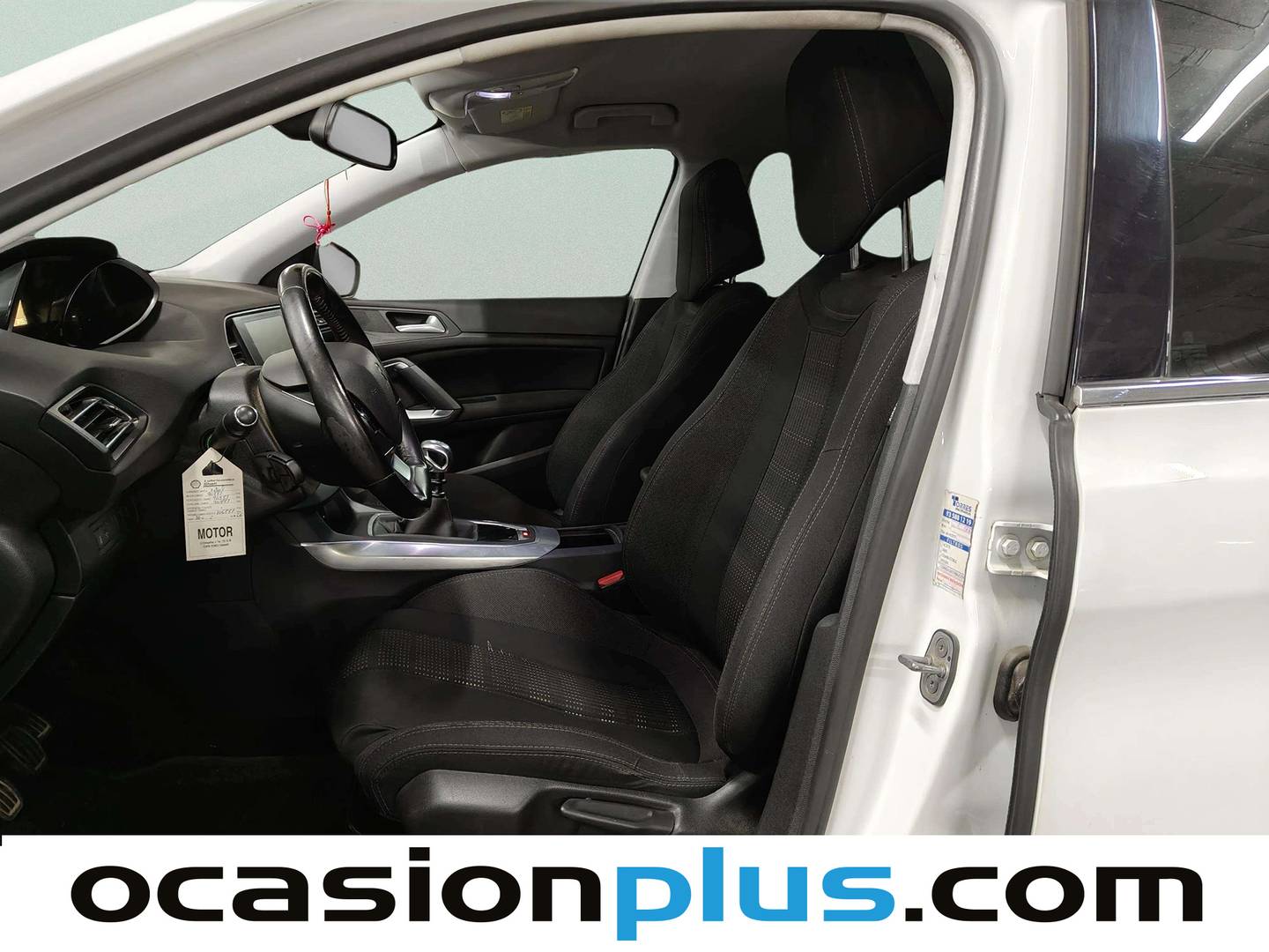 Foto asientos delanteros Peugeot 308 Peugeot 308 PureTech 130 S&S Allure (130 CV)