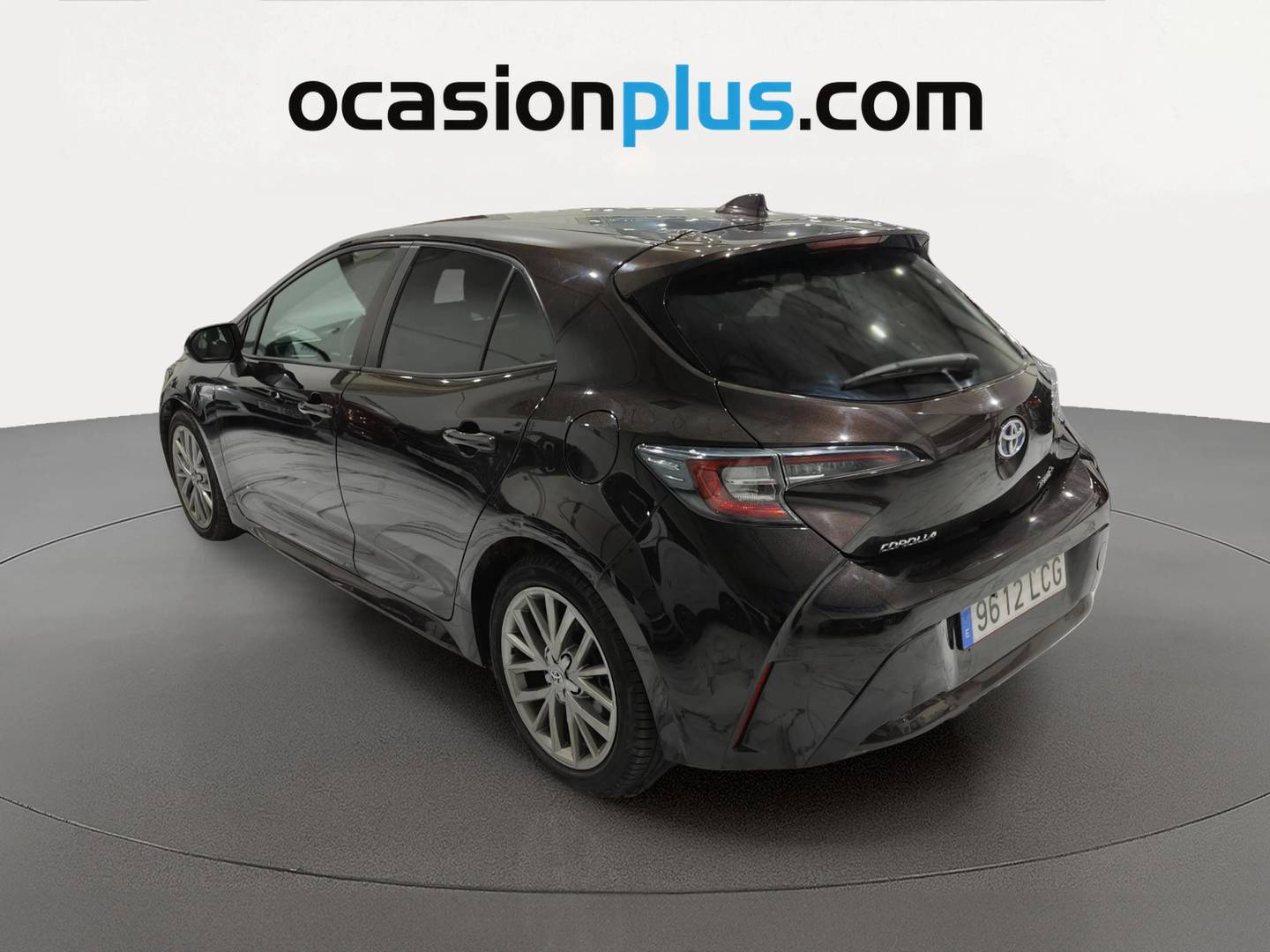 Foto trasera Toyota Corolla Toyota Corolla 1.8 125 Híbrido Feel! E-CVT (122 CV) izquierda