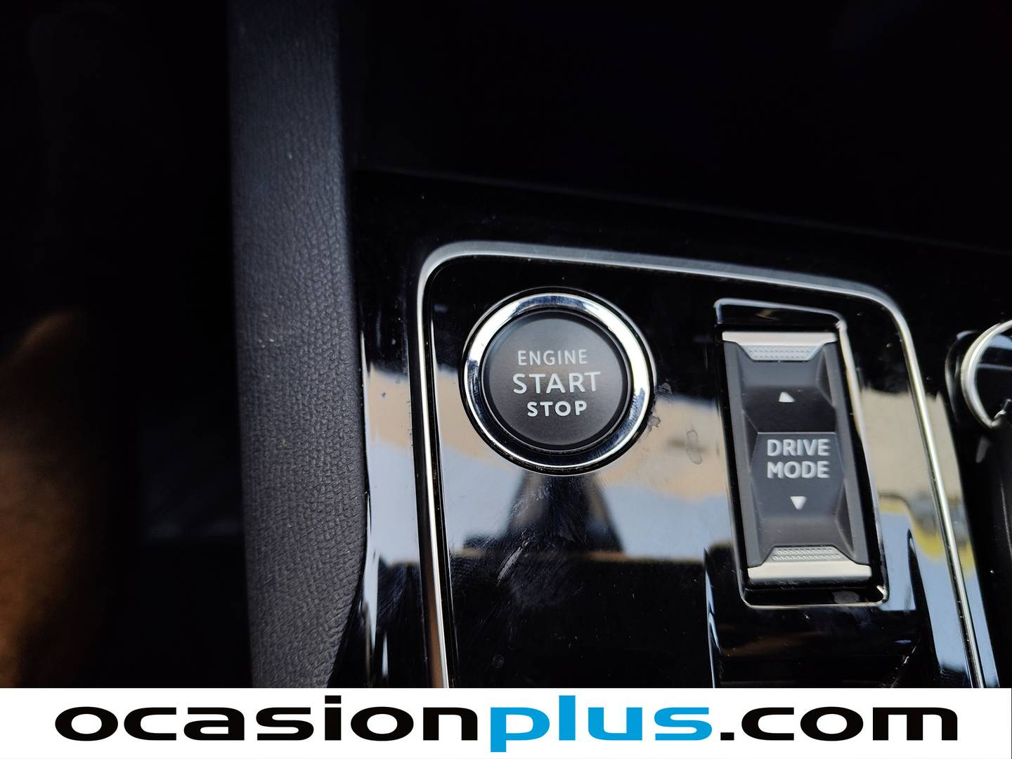 Peugeot 5008 Hybrid Peugeot 5008 Hybrid 1.2 Allure Pack eDCS6 (136 CV) 7 Plazas 2024