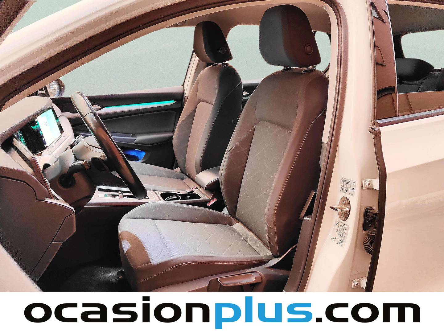 Foto Volkswagen Golf Volkswagen Golf Life 1.0 eTSI (110 CV) DSG