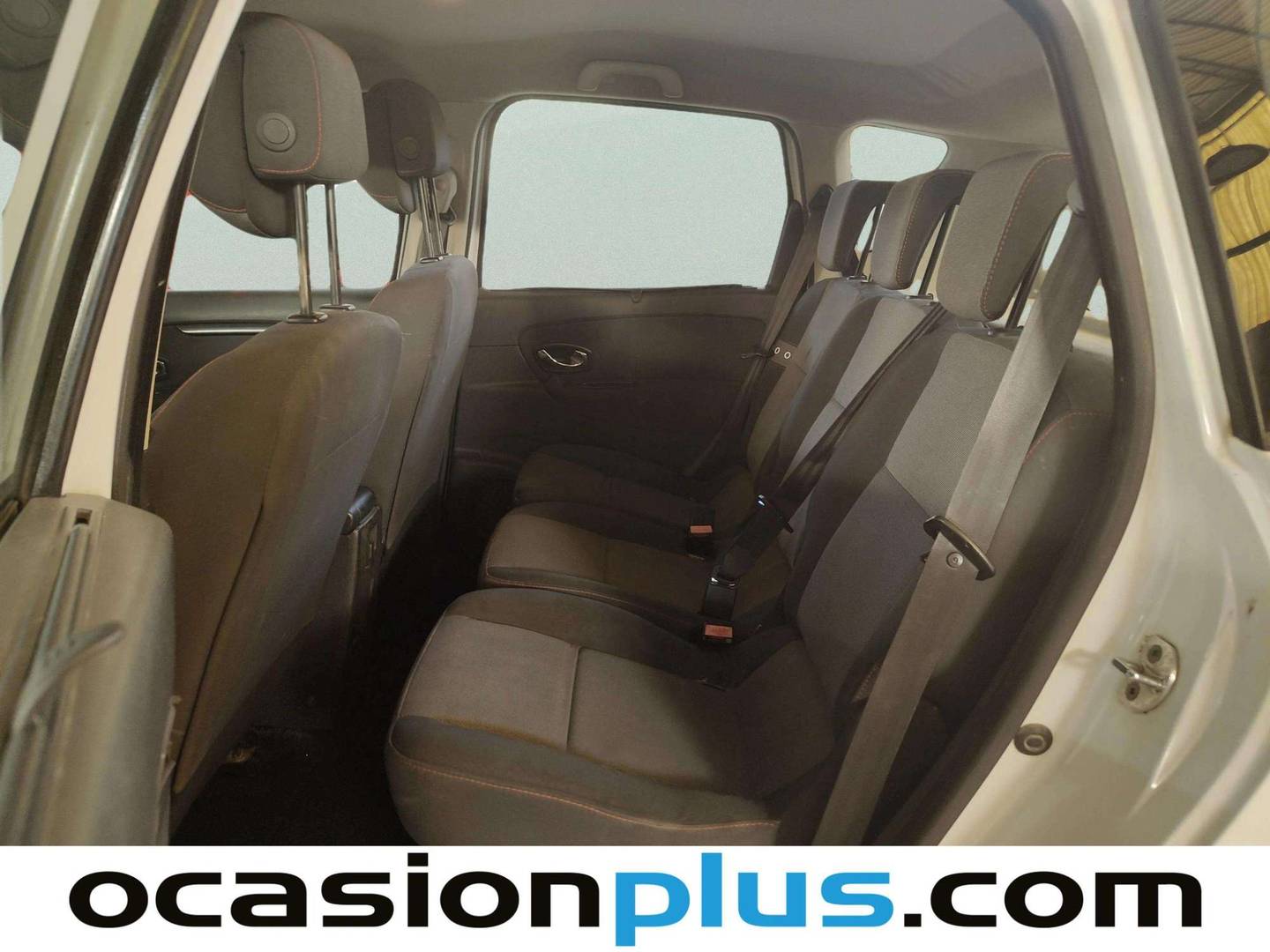 Foto asientos traseros Renault Scénic Renault Scenic dCi 95 Expression (95 CV)