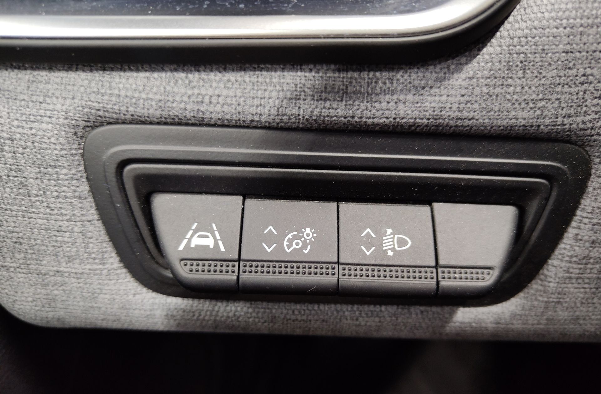 Renault Clio Evolution E-Tech full hybrid 145 - foto 24