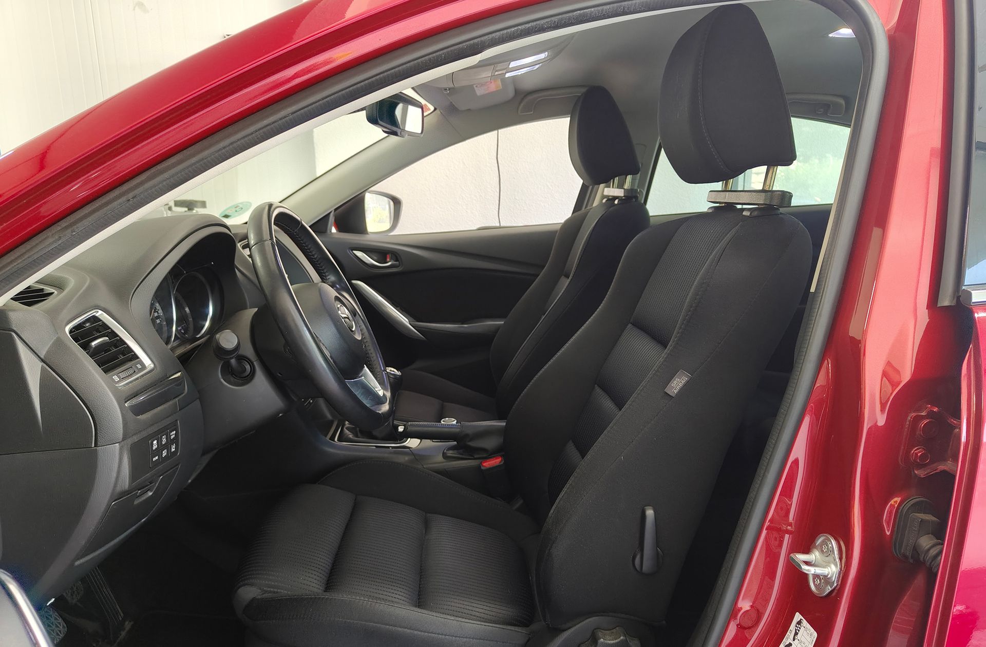 Mazda Mazda6 2.2 DE Luxury - foto 11
