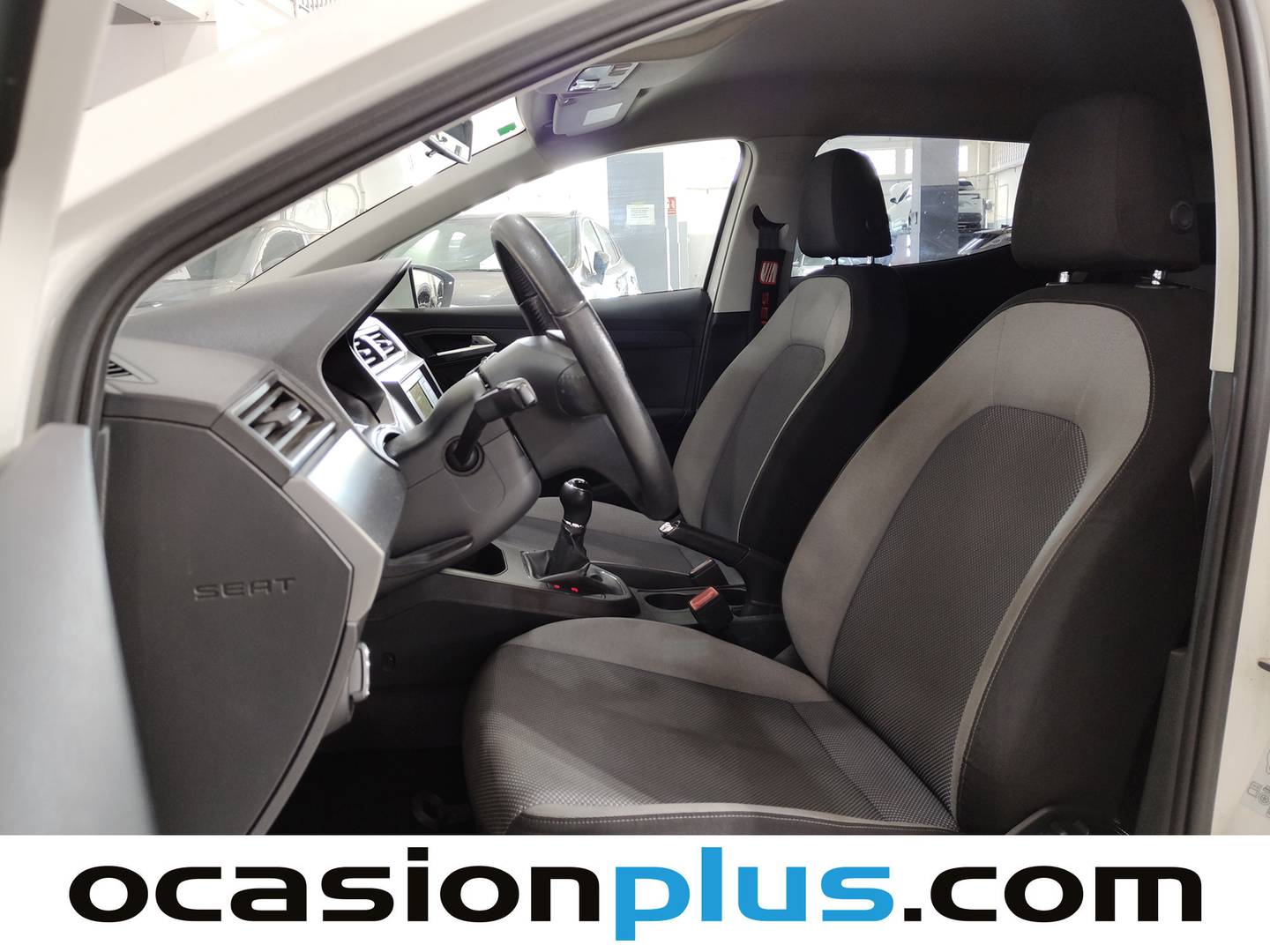 Foto asientos delanteros Seat Ibiza Seat Ibiza 1.0 EcoTSI S&S Style (95 CV)