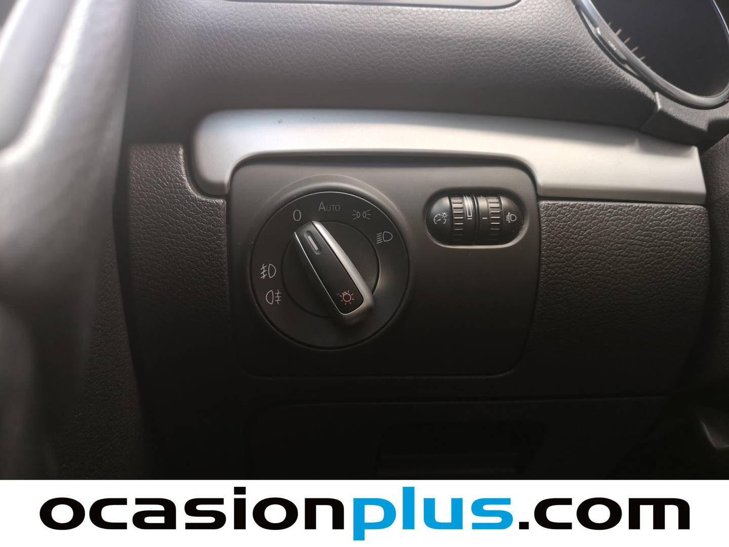 Extras del Volkswagen Golf Volkswagen Golf Sport 2.0 TDI DPF (110 CV)