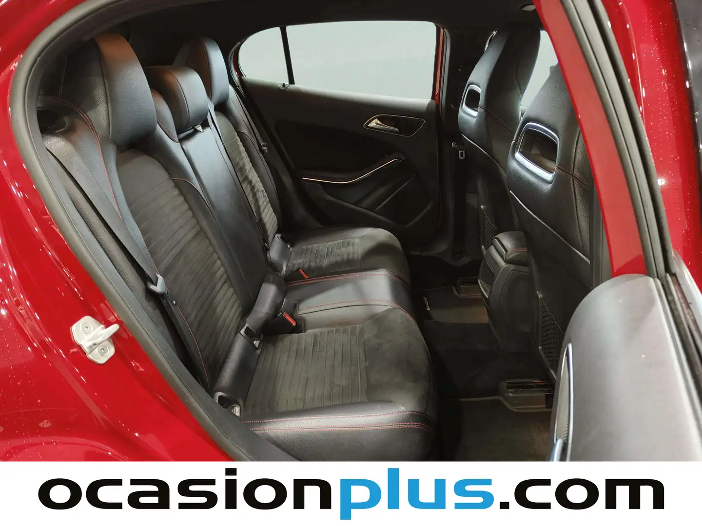 Foto Mercedes GLA Mercedes-Benz GLA 220 d AMG Line 4Matic (177 CV)