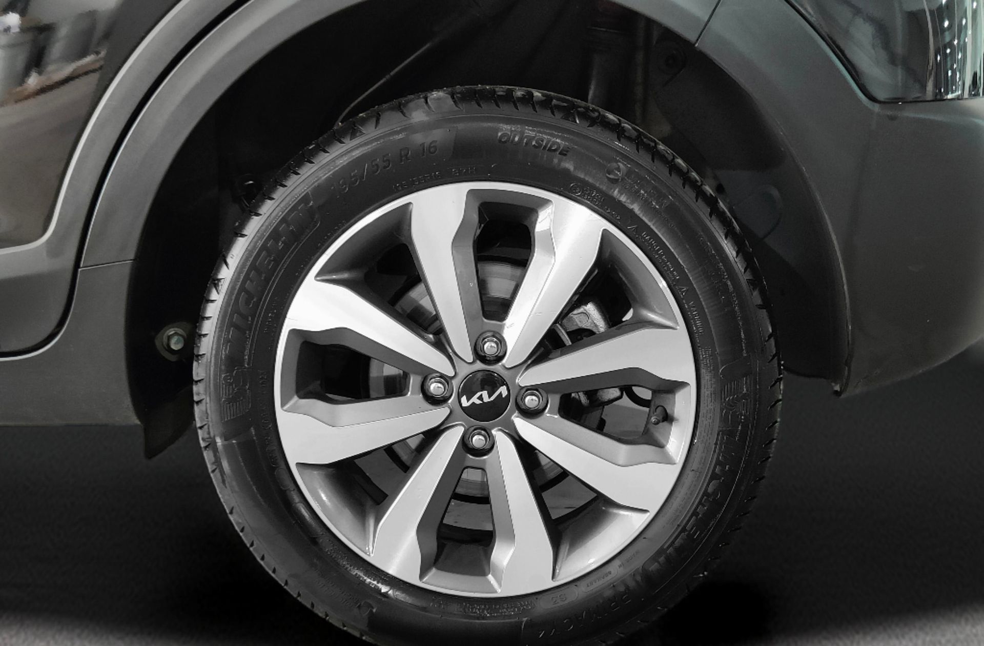 Kia Stonic 1.0 T-GDi MHEV Drive - foto 34