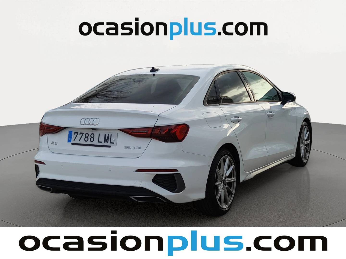 Foto trasera Audi A3 Audi A3 Sedan Sedan S line 35 TDI (150 CV) S tronic izquierda