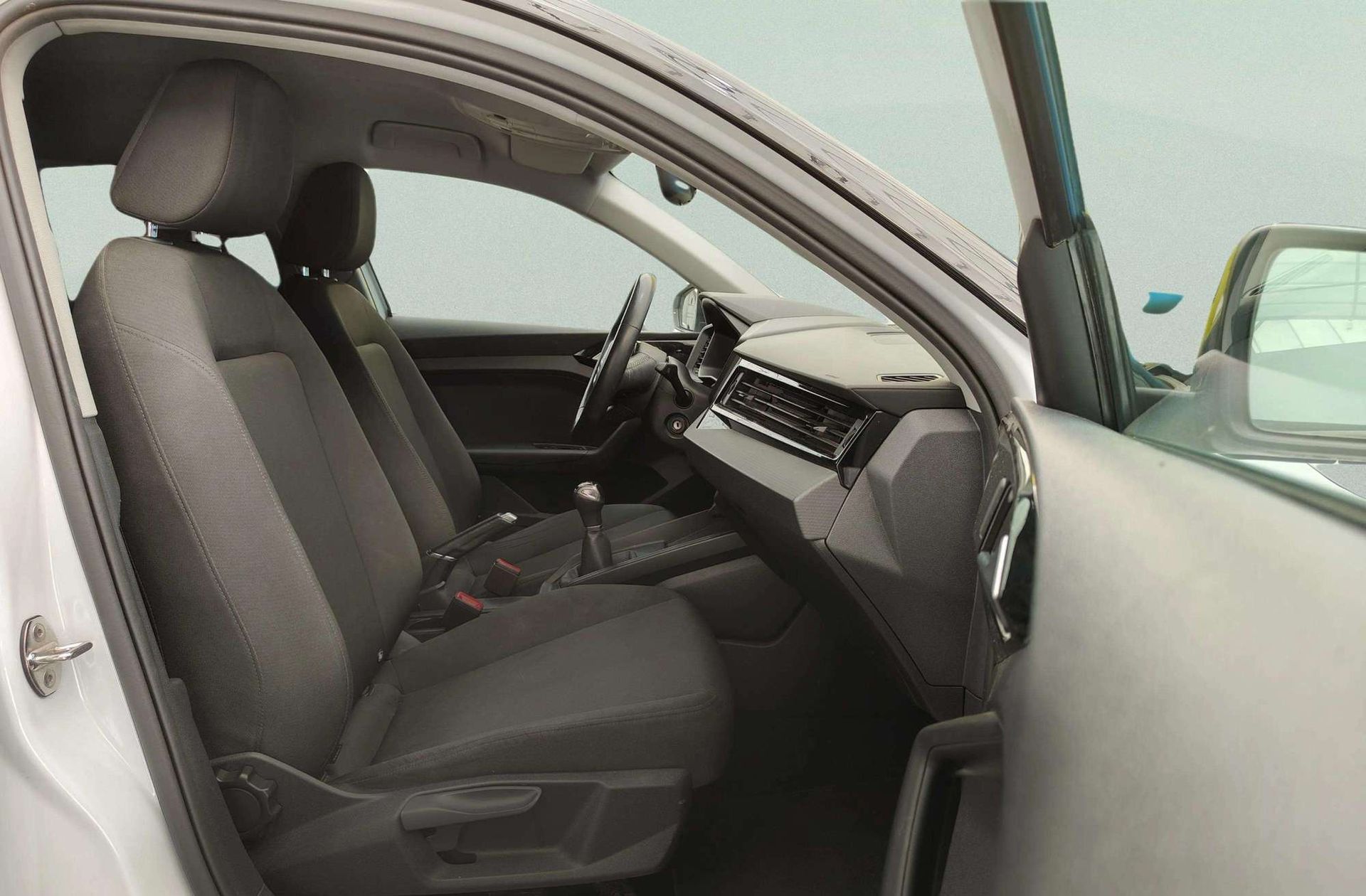 Audi A1 Sportback Advanced 25 TFSI - foto 15
