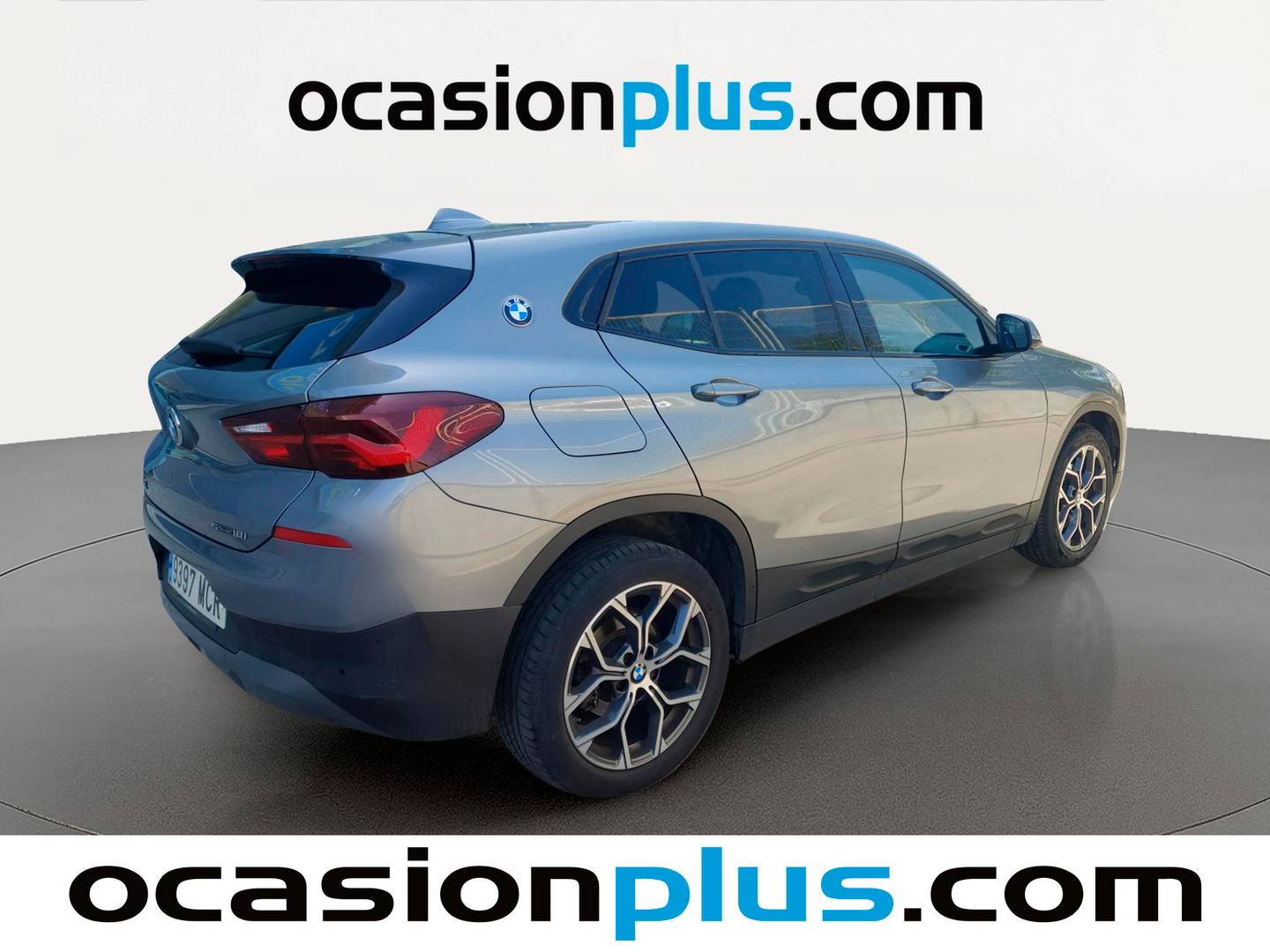 Foto trasera BMW X2 BMW X2 sDrive18i (136 CV) derecha