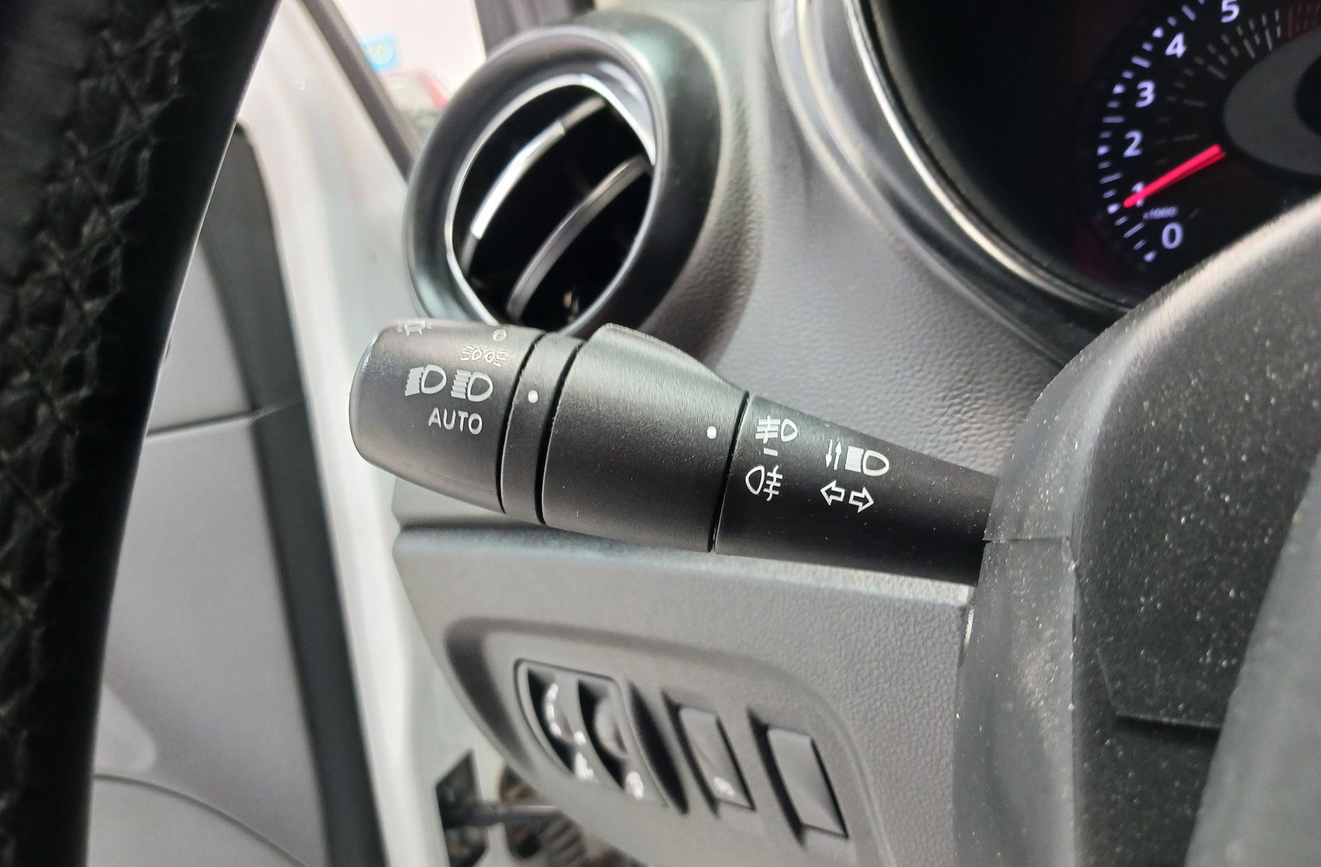 Renault Captur Zen Energy TCe - foto 24
