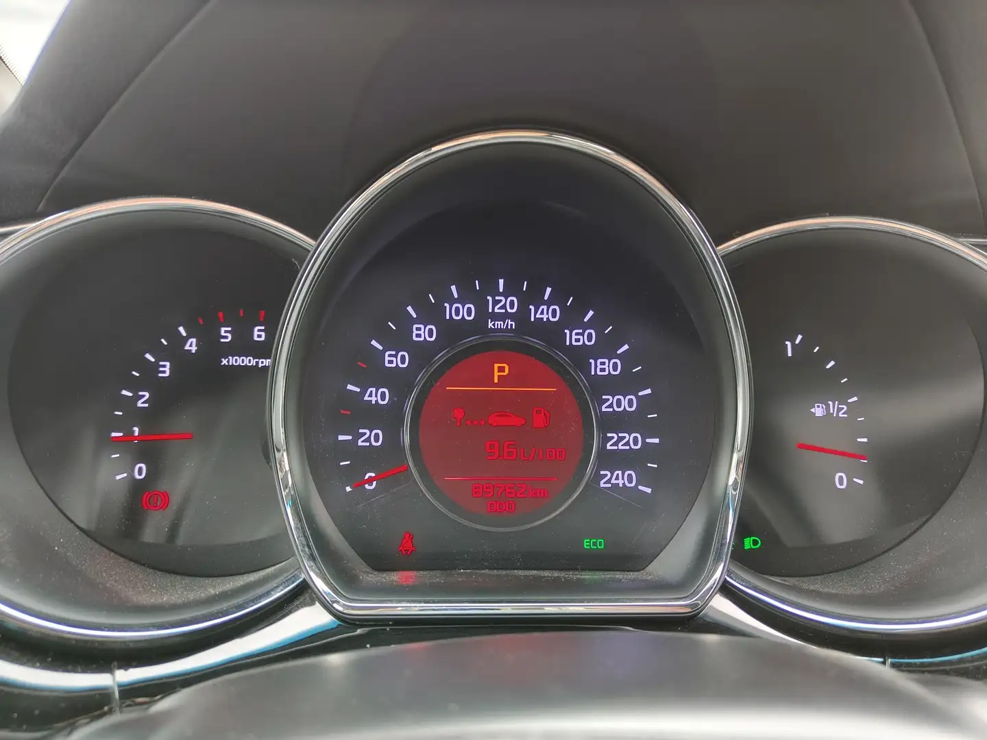 Foto KIA Ceed Kia Ceed 1.6 CRDi VGT Tech DCT (136 CV)