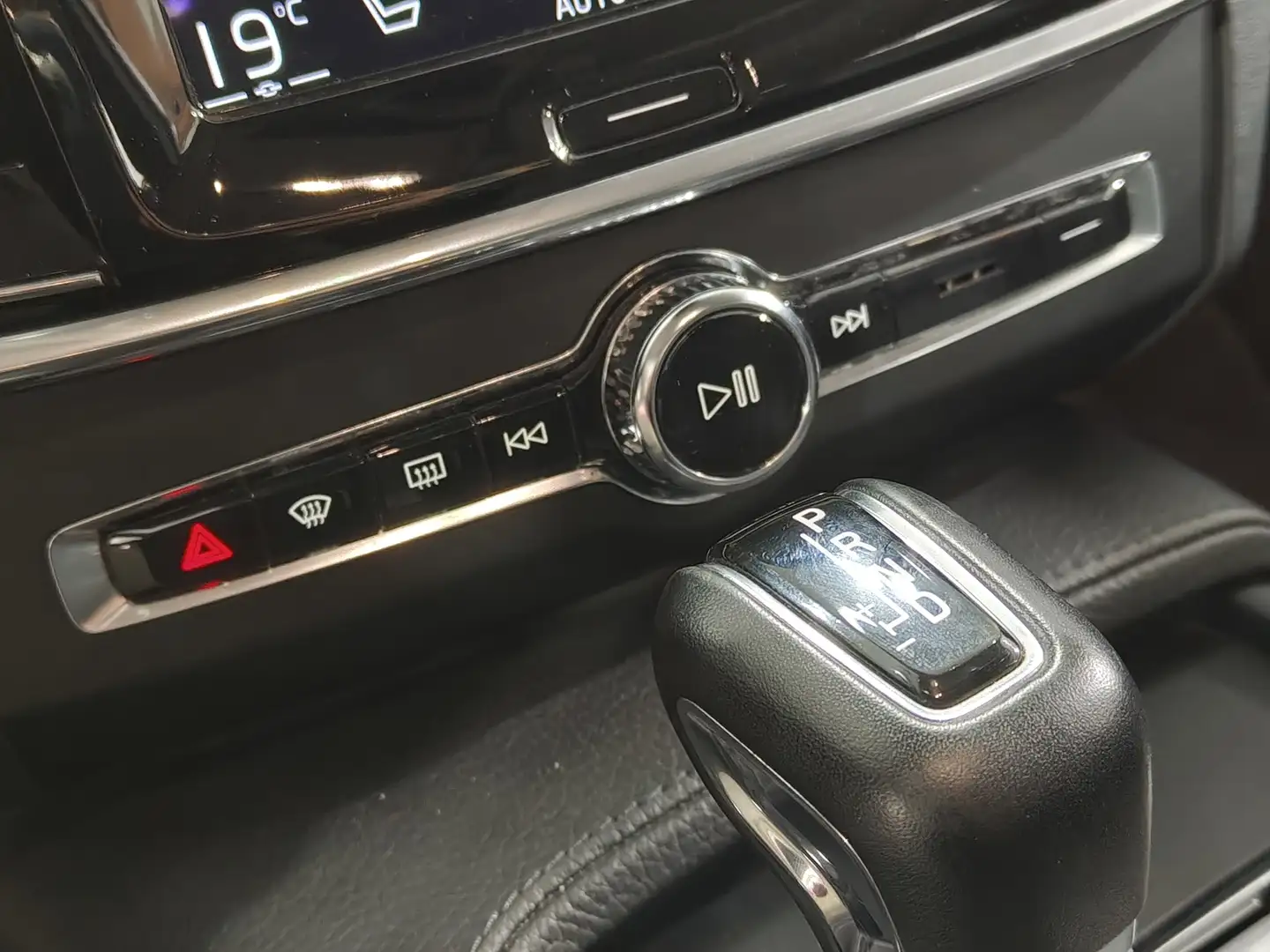 Foto Volvo S90 Volvo S90 2.0 D4 Momentum Auto (190 CV)