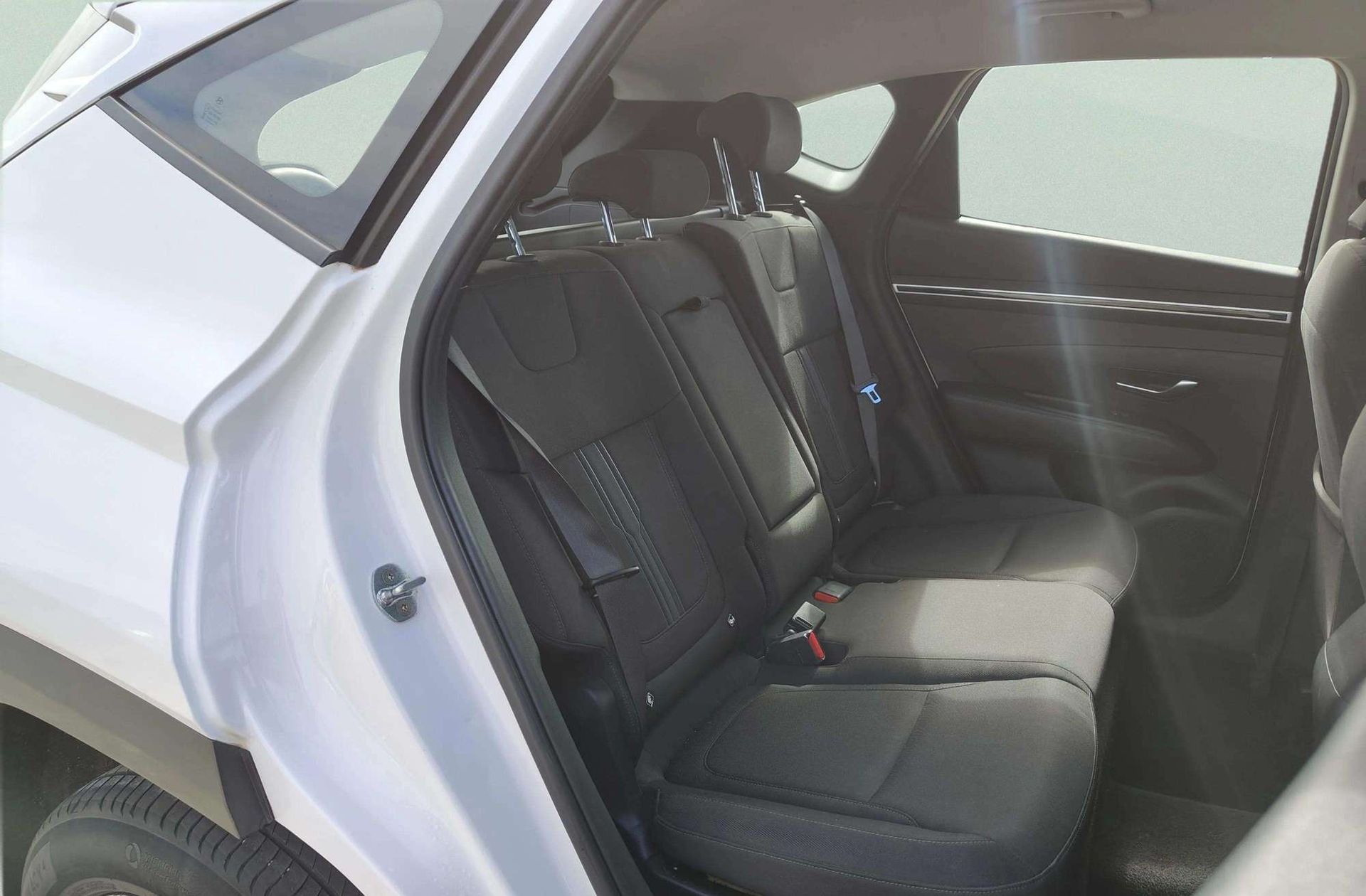Hyundai Tucson 1.6 CRDi Maxx - foto 18