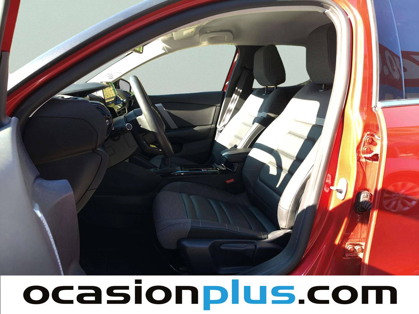 Foto asientos delanteros Citroën C4 Citroën C4 PureTech 130 S&S Shine (130 CV)