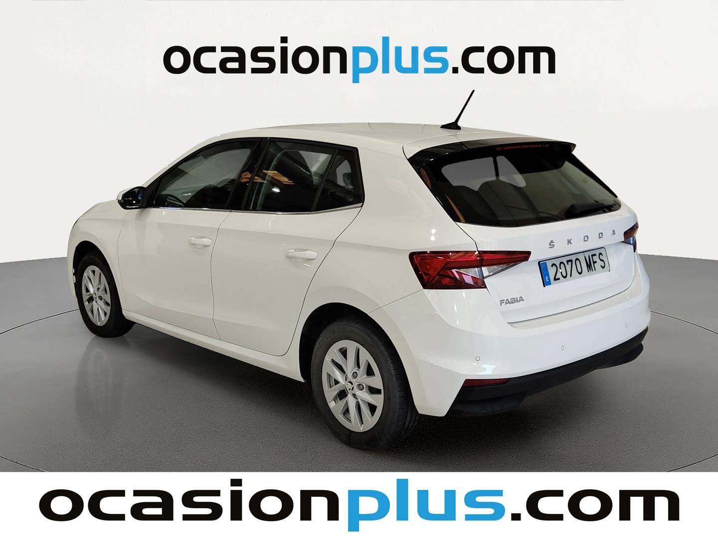 Foto trasera Skoda Fabia Skoda Fabia 1.0 TSI Ambition (110 CV) izquierda