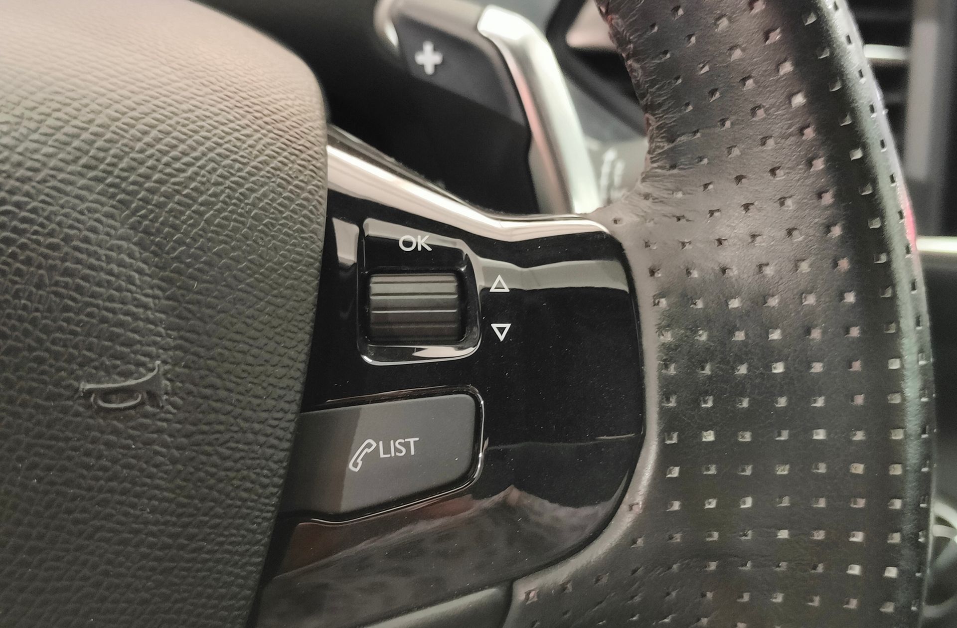 Peugeot 308 SW SW BlueHDi 130 GT EAT8 - foto 34