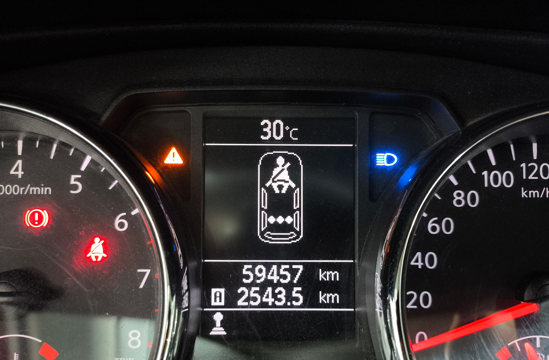 Nissan Qashqai 1.6 Tekna Premium 4x2 - foto 13