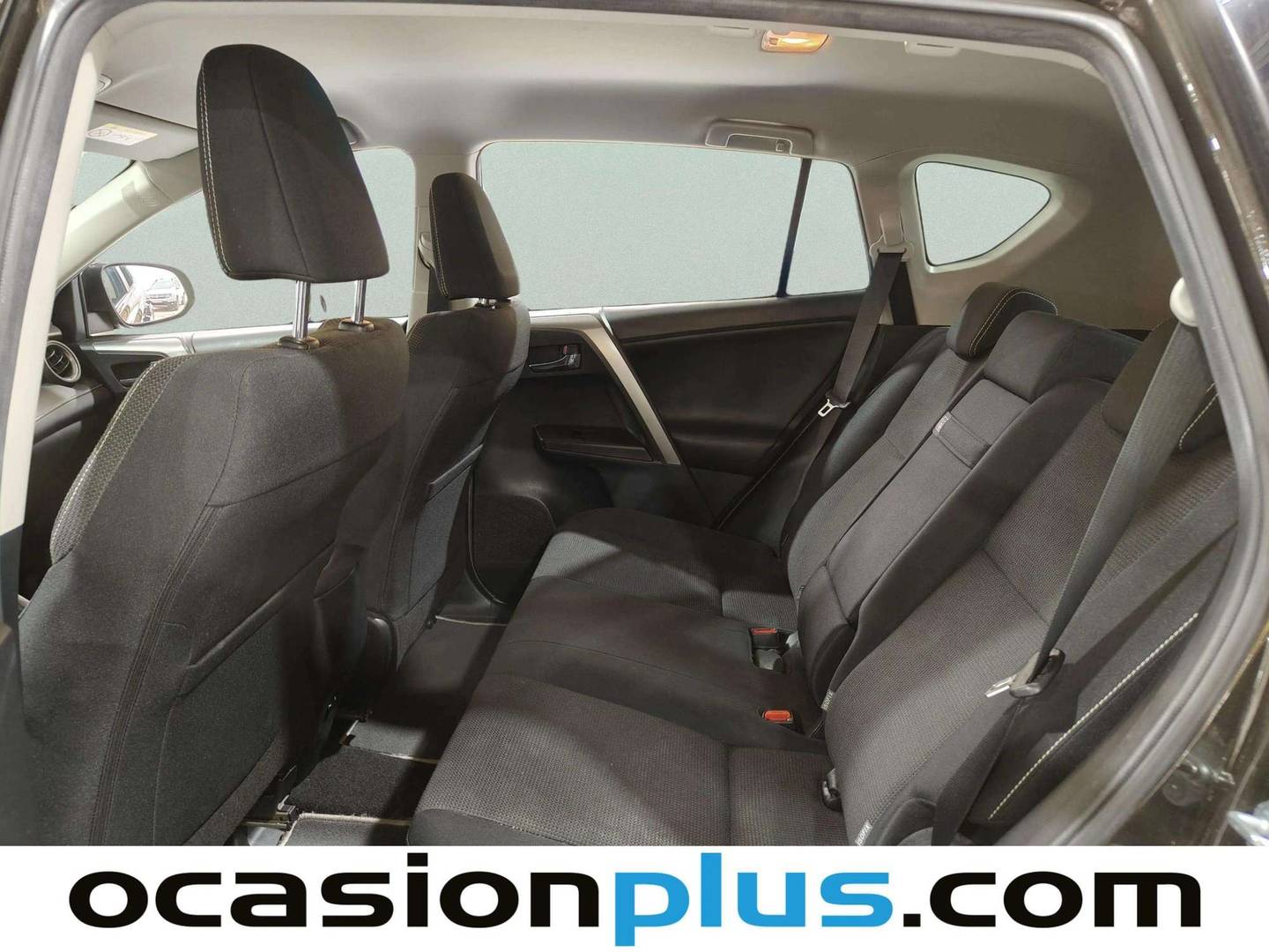 Foto asientos traseros Toyota Rav4 Toyota Rav4 2.5l hybrid Advance 2WD (197 CV)