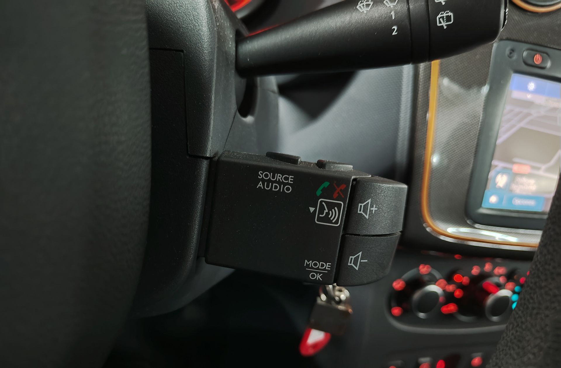 Dacia Sandero Serie Limitada Trotamundos TCe - foto 26