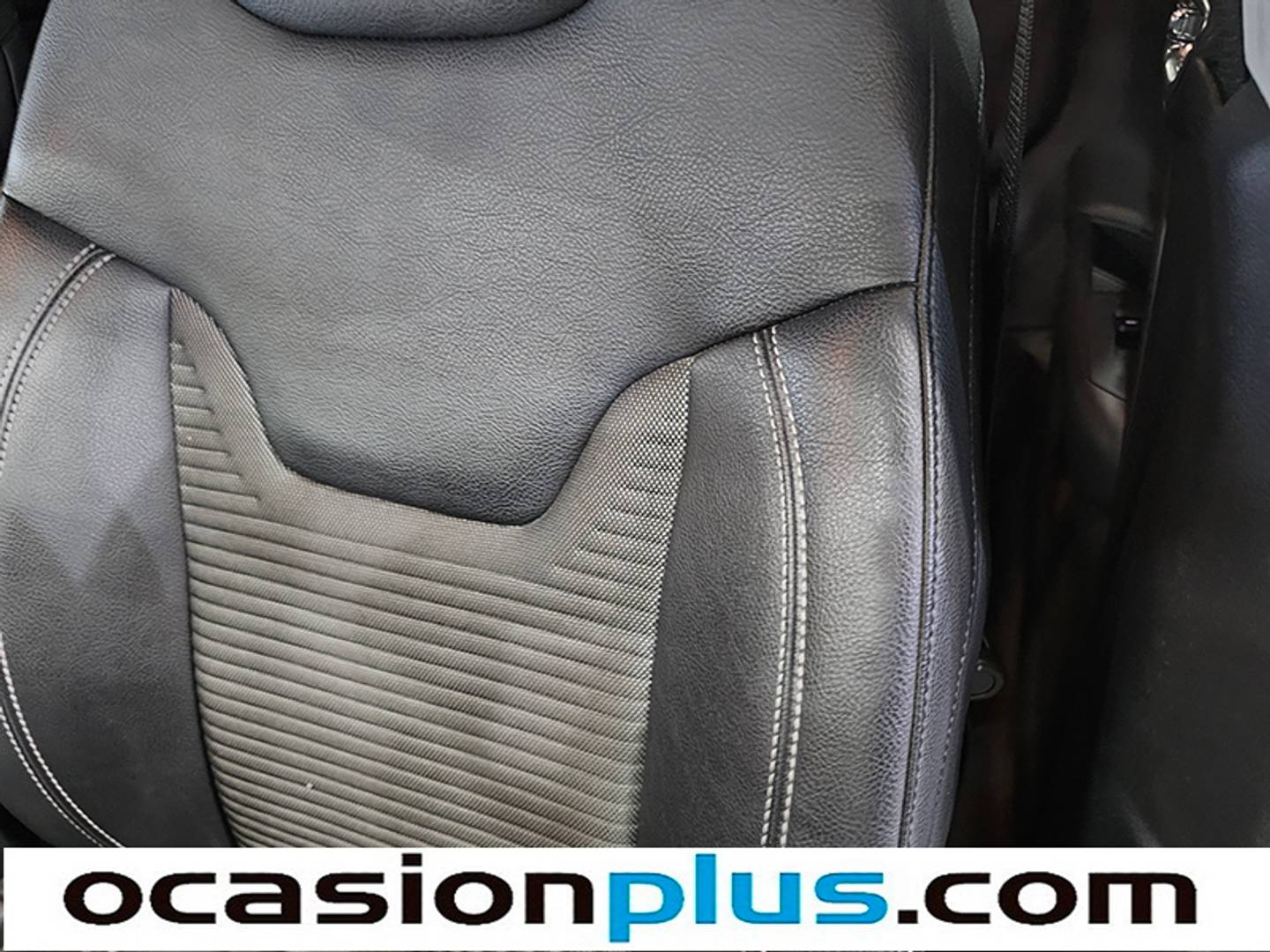 Foto Jeep Compass Jeep Compass 1.5 MHEV Night Eagle DCT (130 CV)