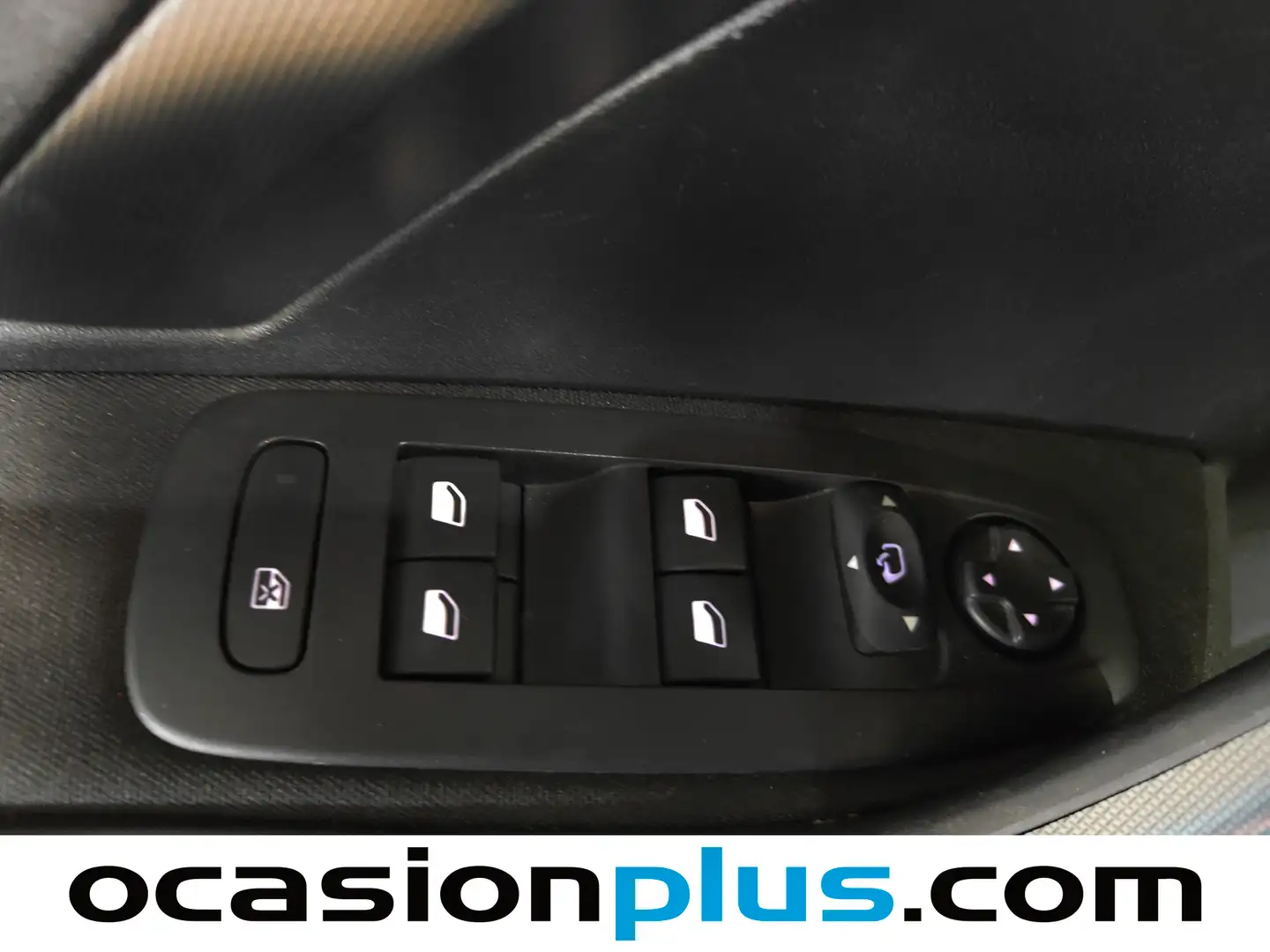 Foto Peugeot 2008 Peugeot 2008 PureTech 110 S&S Allure EAT6 (110 CV)