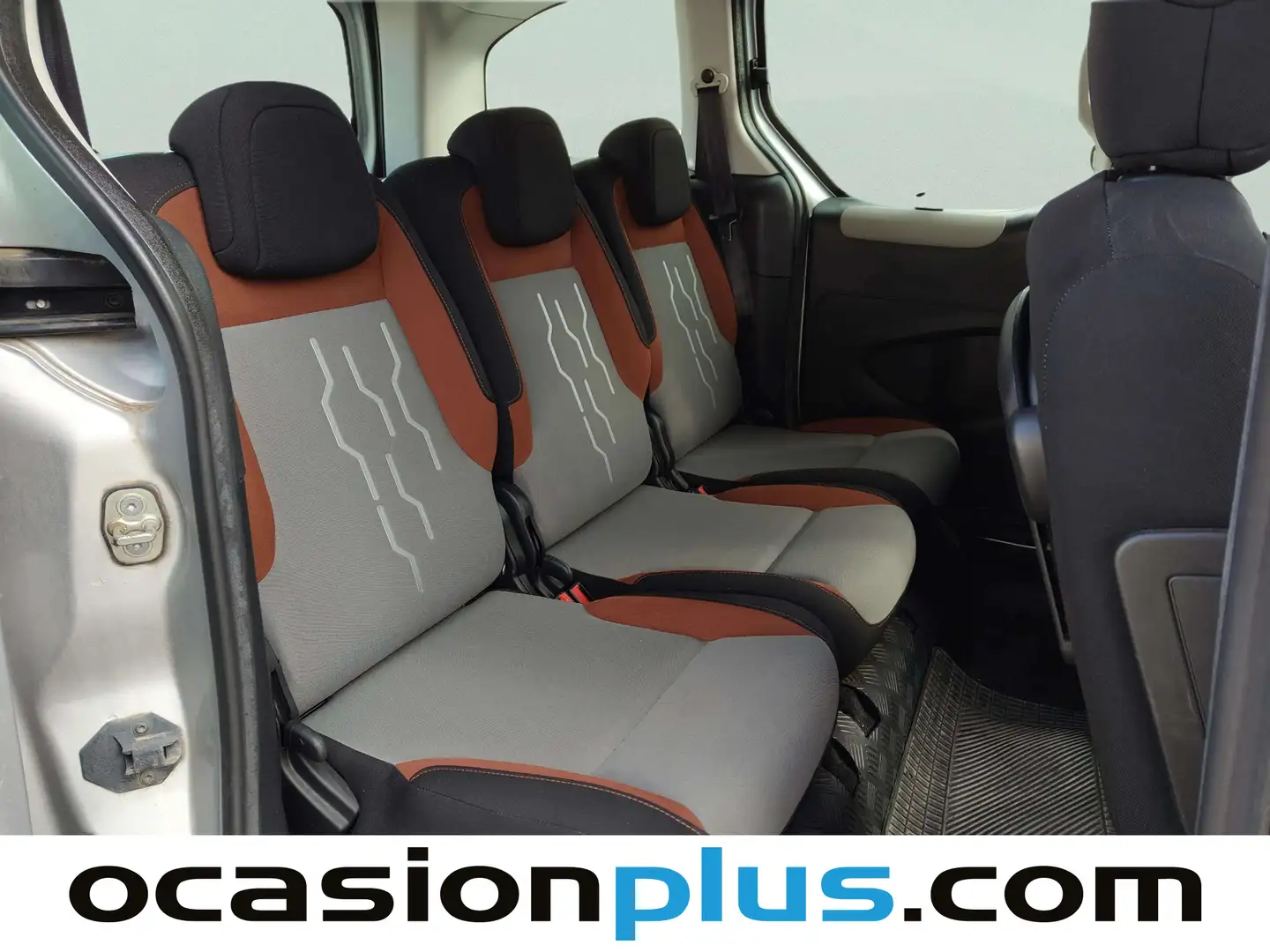 Foto Peugeot Partner Peugeot Partner Tepee 1.6 HDI Style (92 CV)